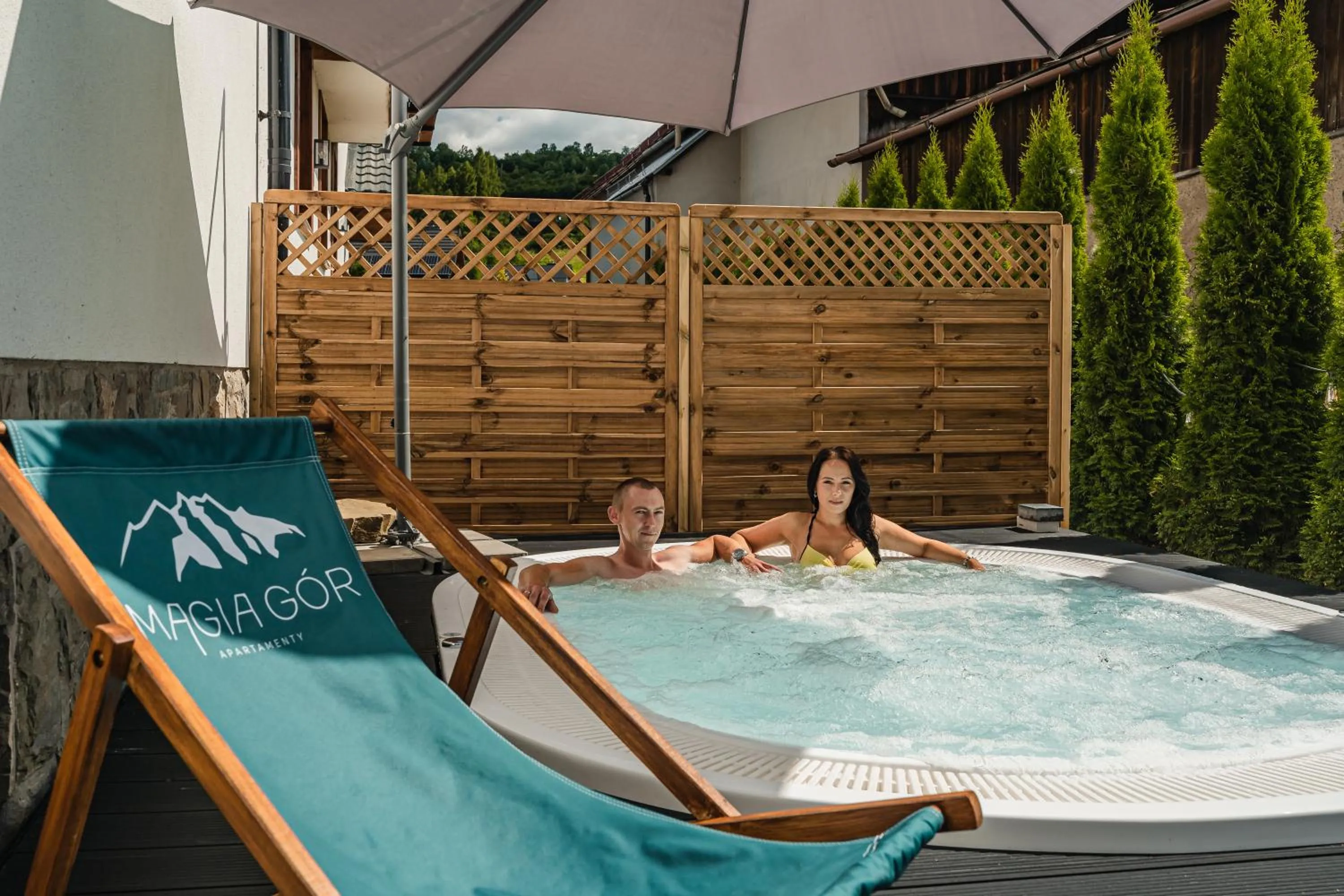 Hot Tub in Apartamenty Magia Gór
