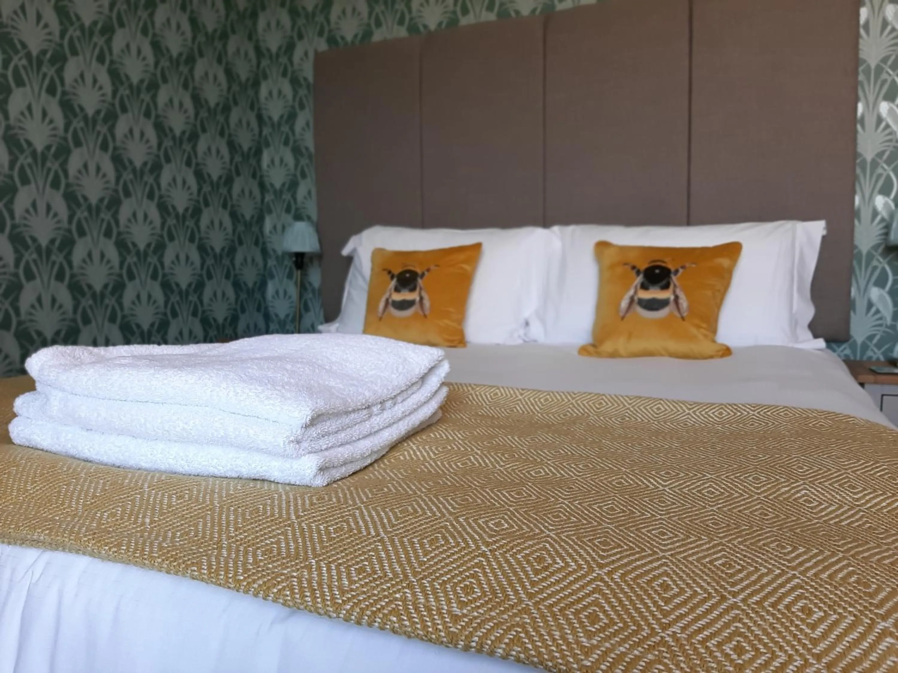 Bedroom, Bed in Laston House