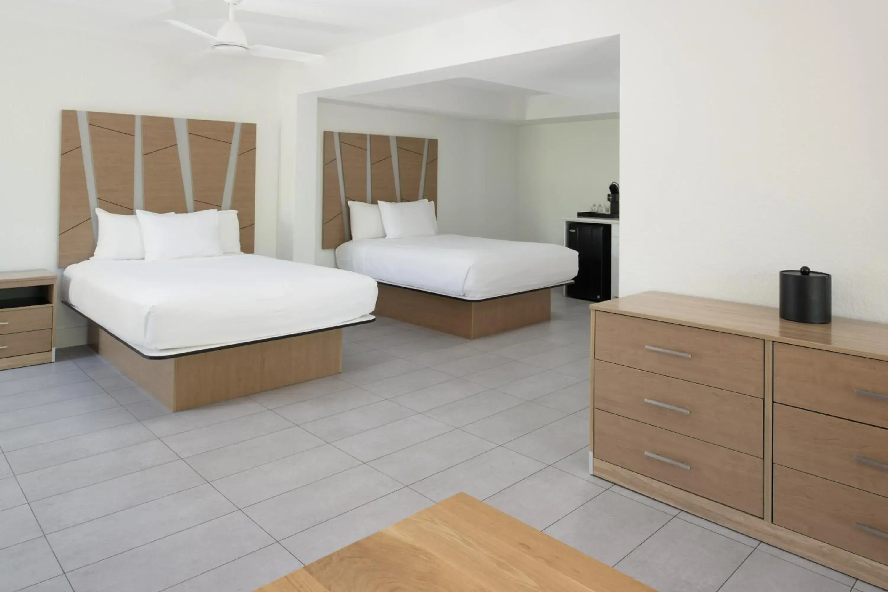 Bedroom, Bed in Casey Key Resorts - Mainland Bedroom, Bed in Casey Key Resorts - Mainland