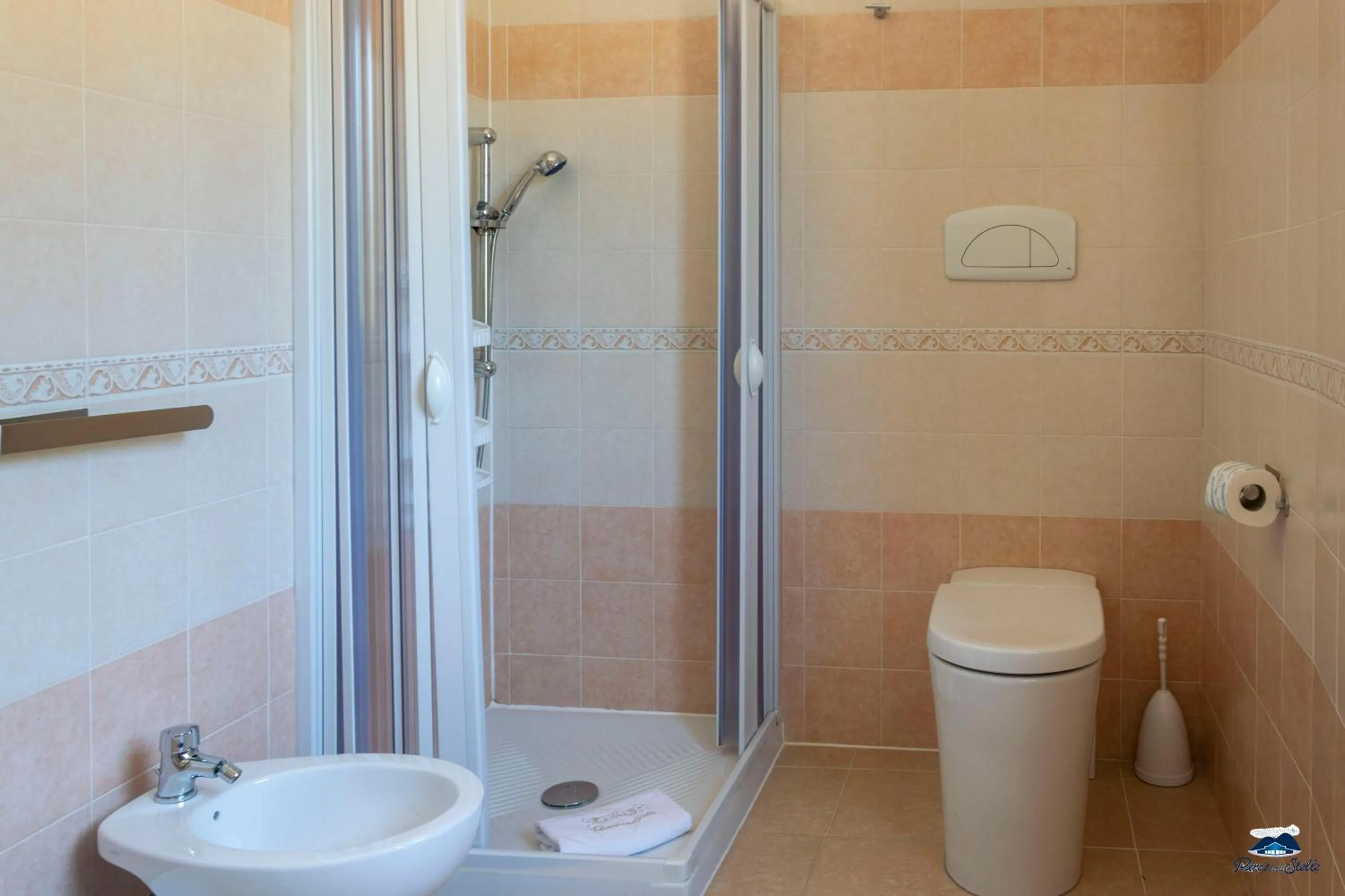 Shower in PARCO DELLE STELLE