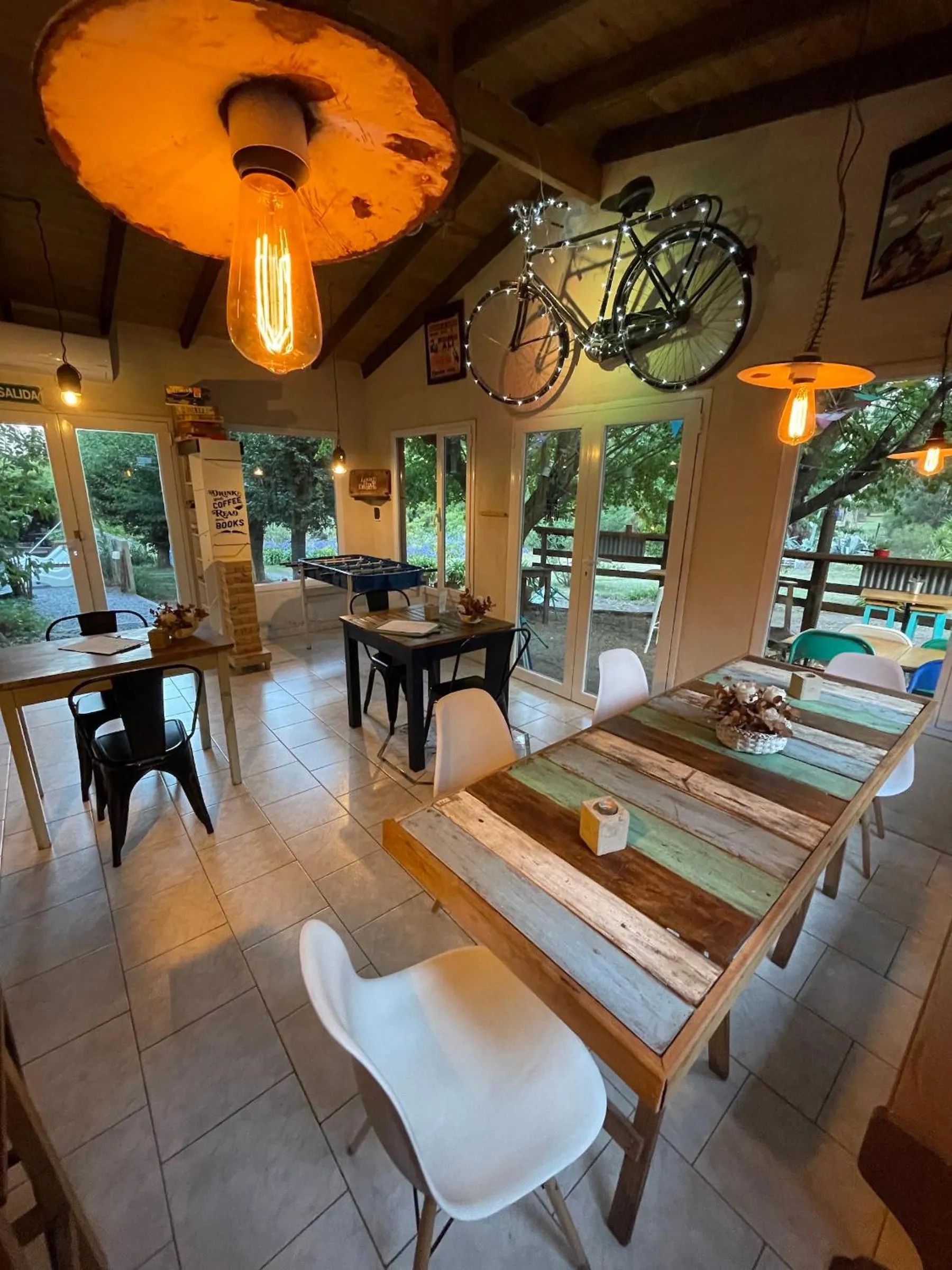 Restaurant/places to eat in Posada del Viento
