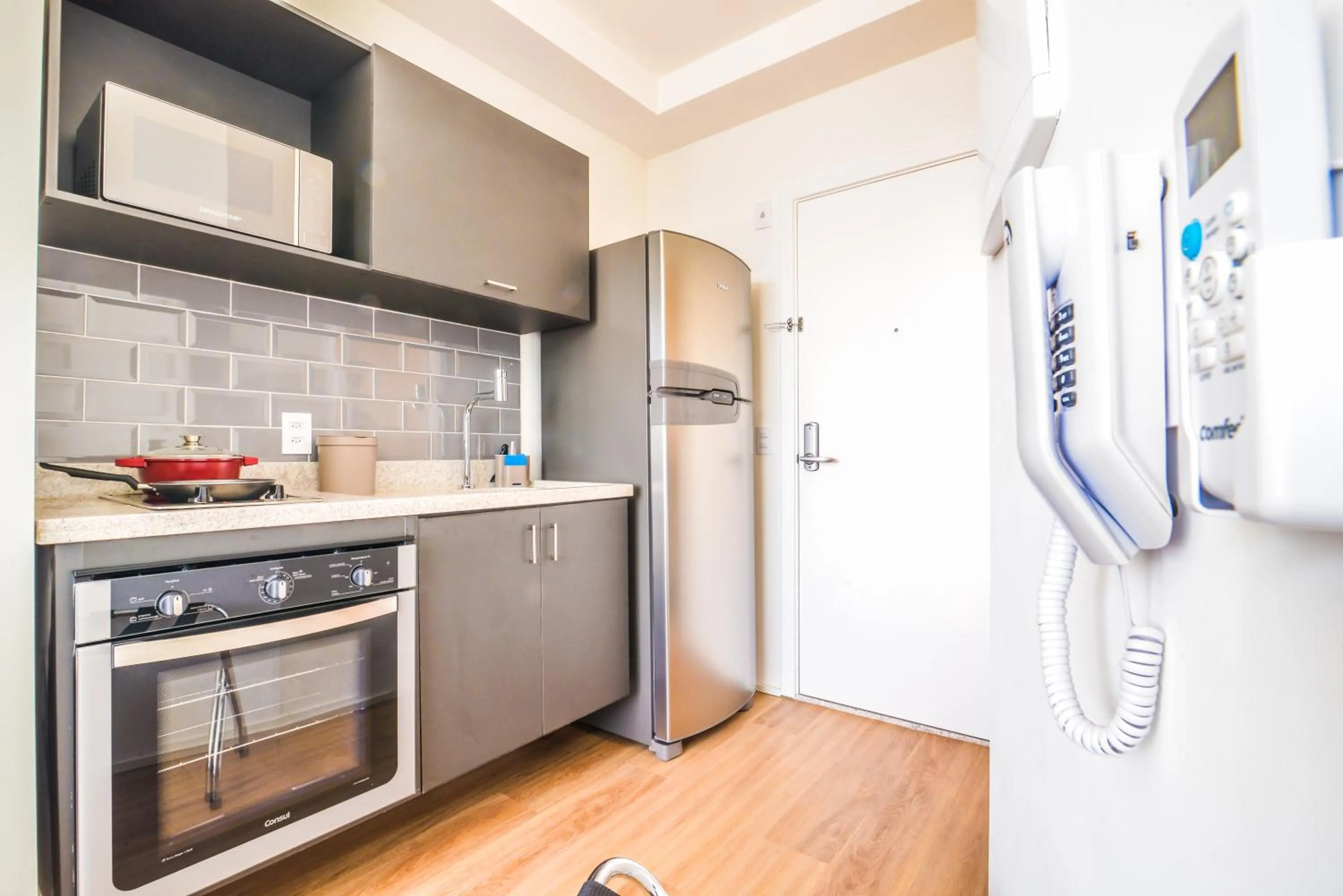 Kitchen or kitchenette in 360 Suítes Sé