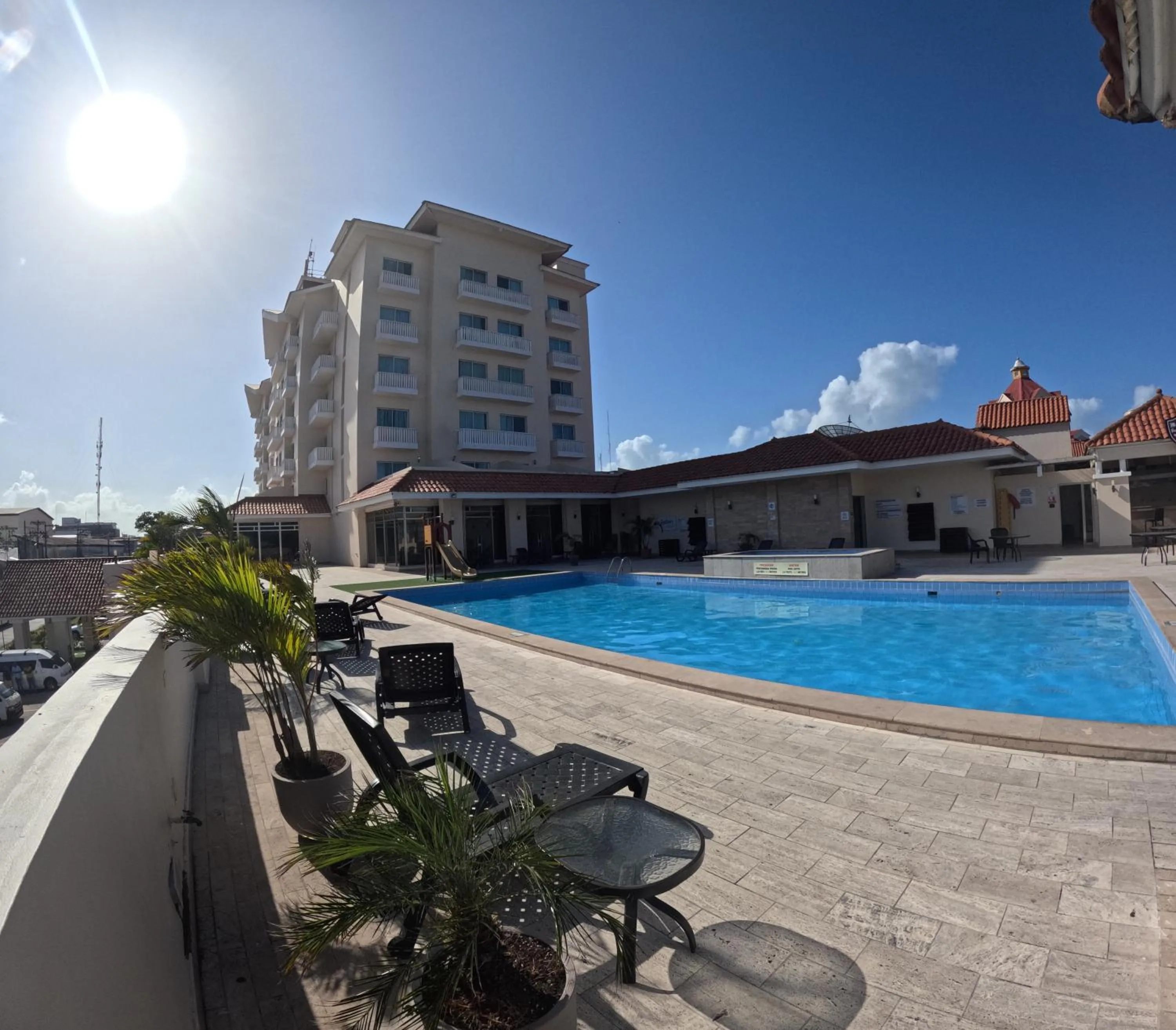 Swimming pool in Radisson Colon 2,000 Hotel & Casino