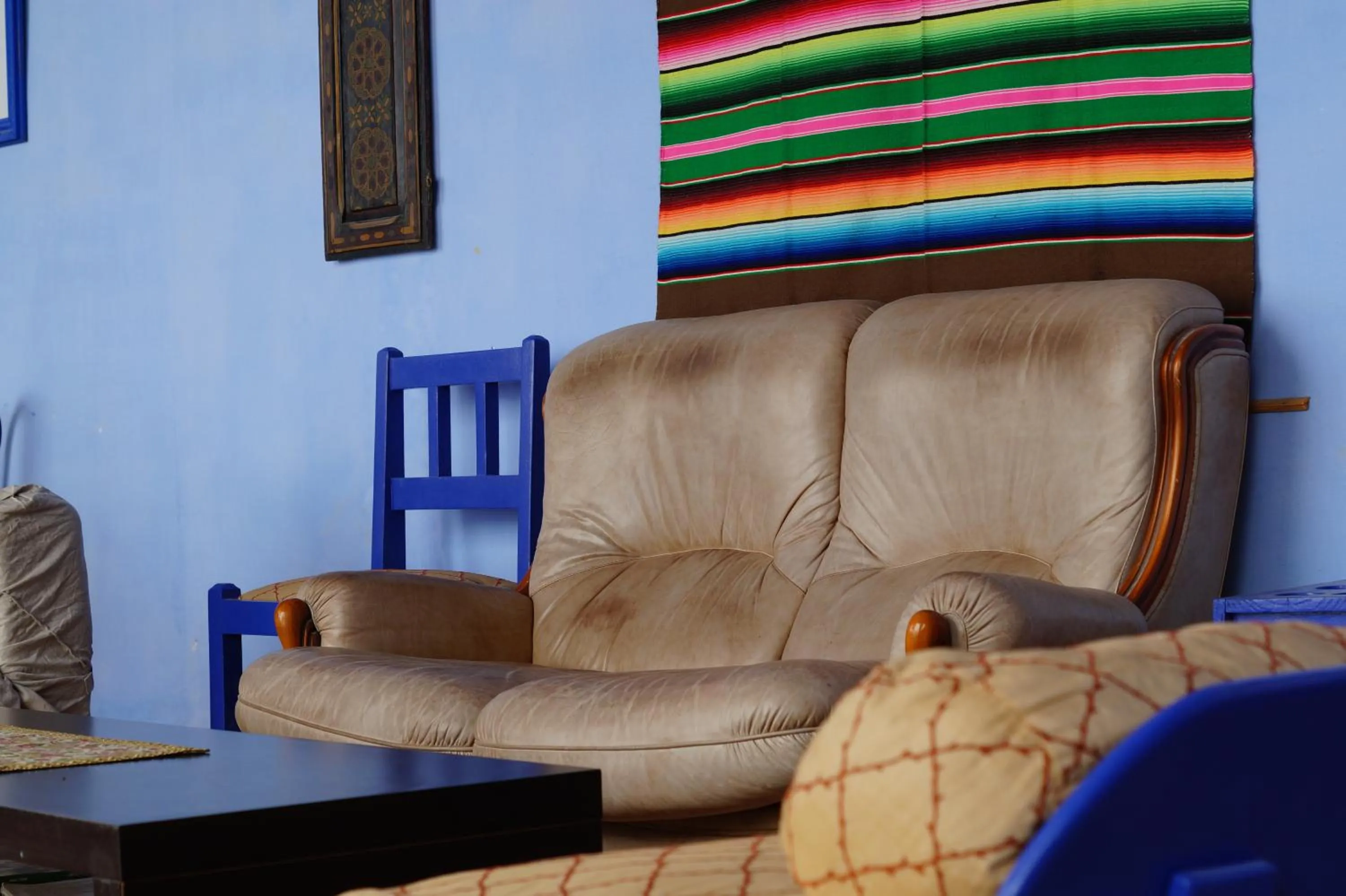 Communal lounge/ TV room in Dar Omar Khayam