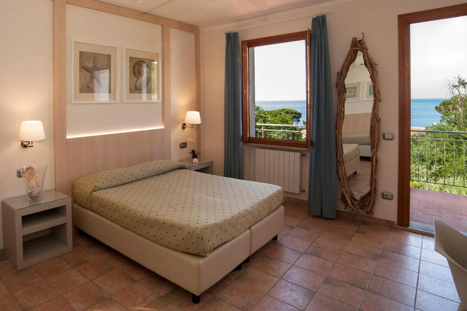 Bed in Boutique Hotel Ilio
