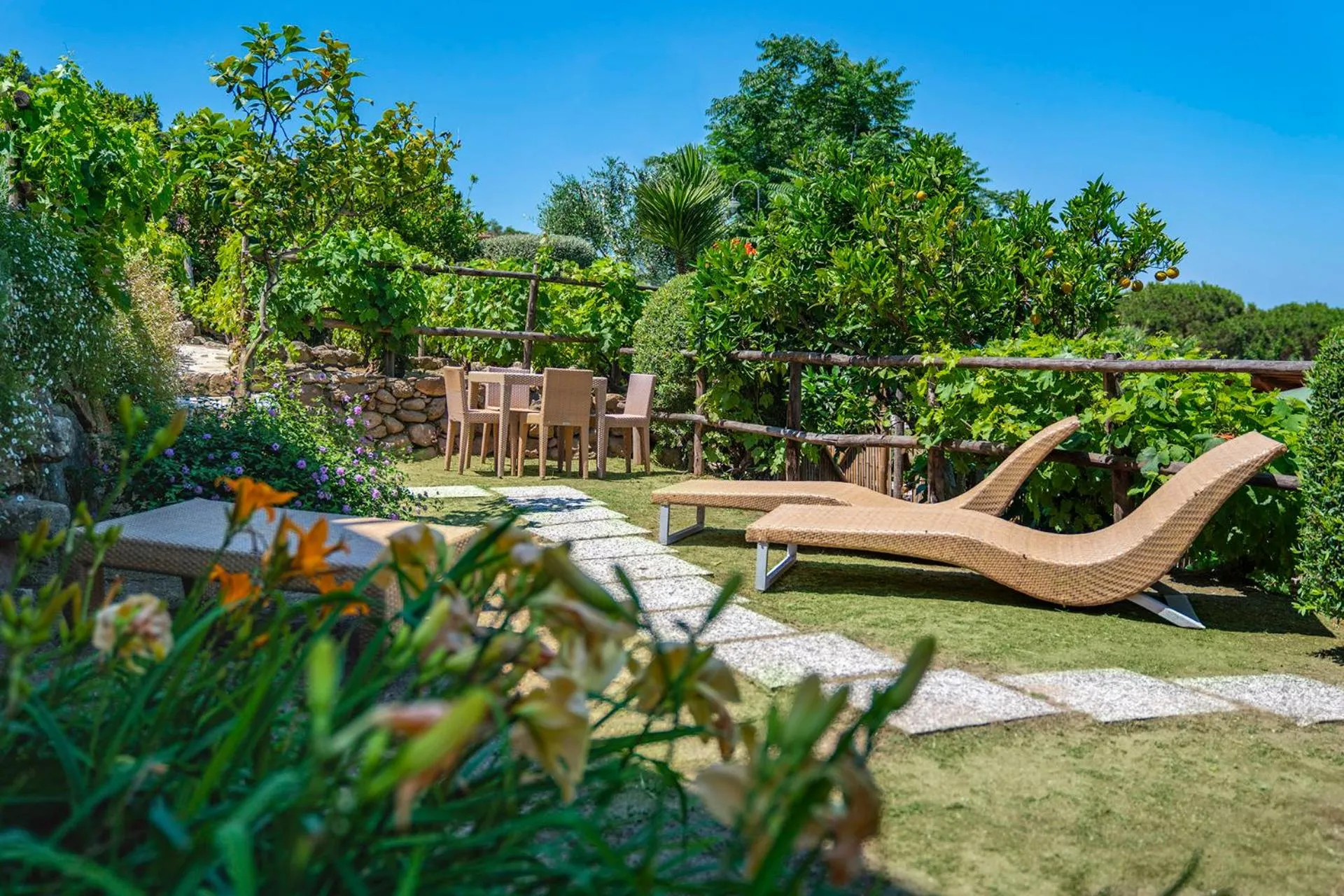 Garden view in Boutique Hotel Ilio