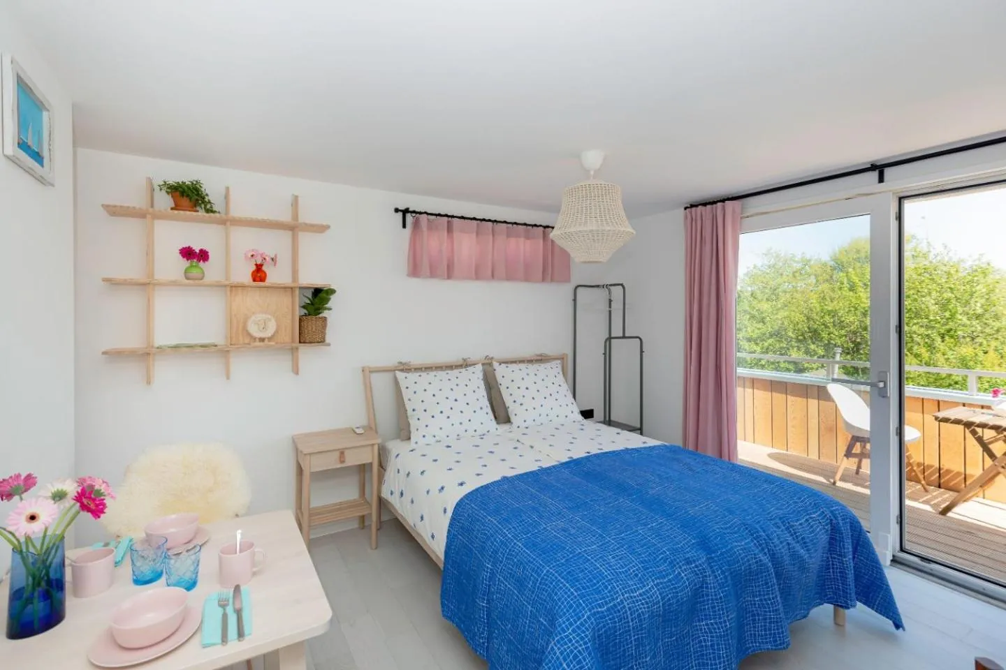 Bed in B&B Duinblick