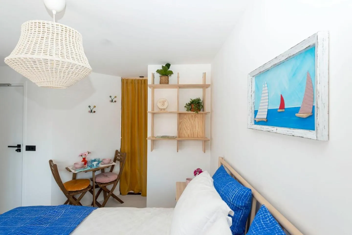 Bed in B&B Duinblick