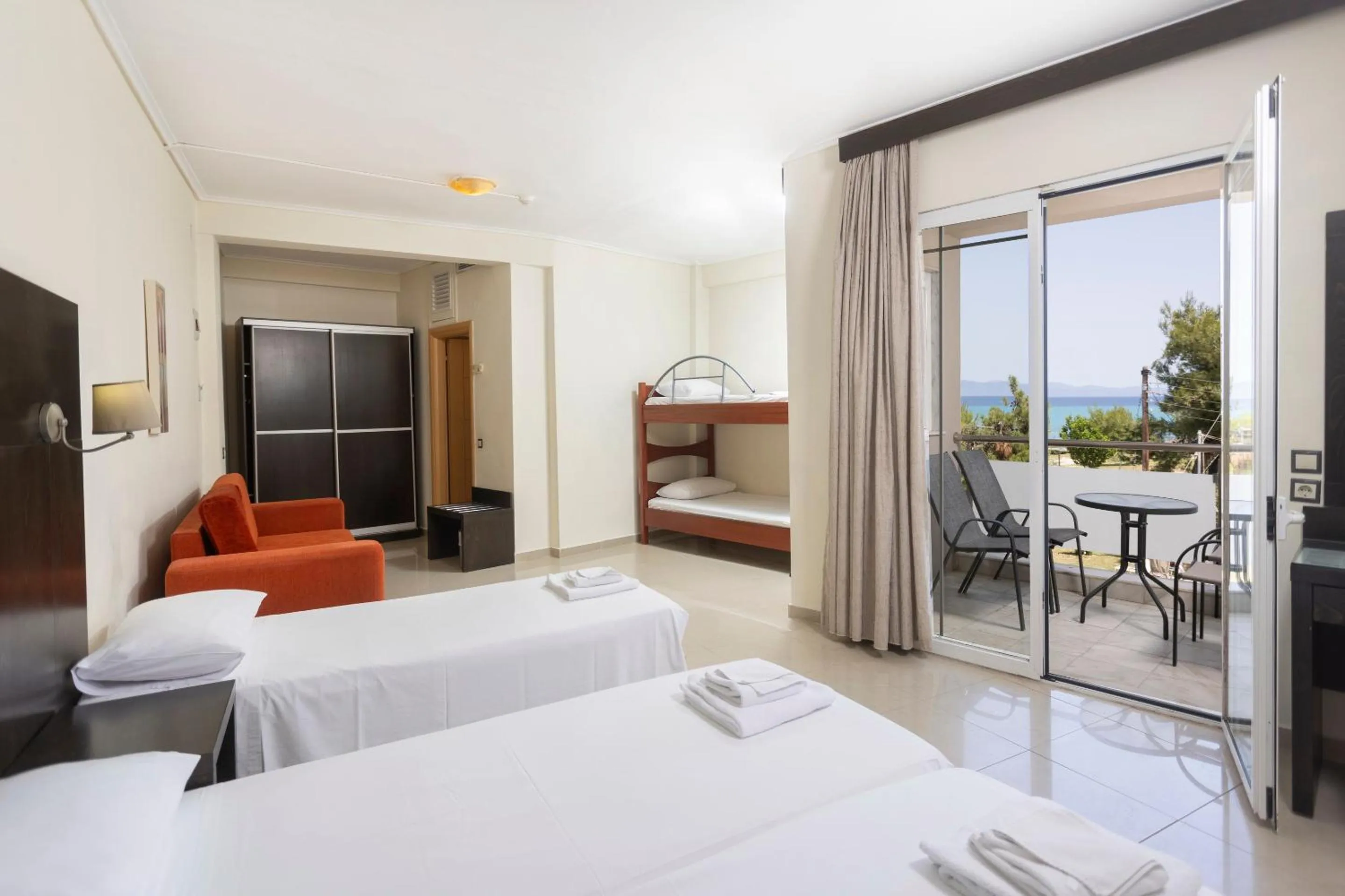 Photo of the whole room, Bed in Hanioti GrandOtel