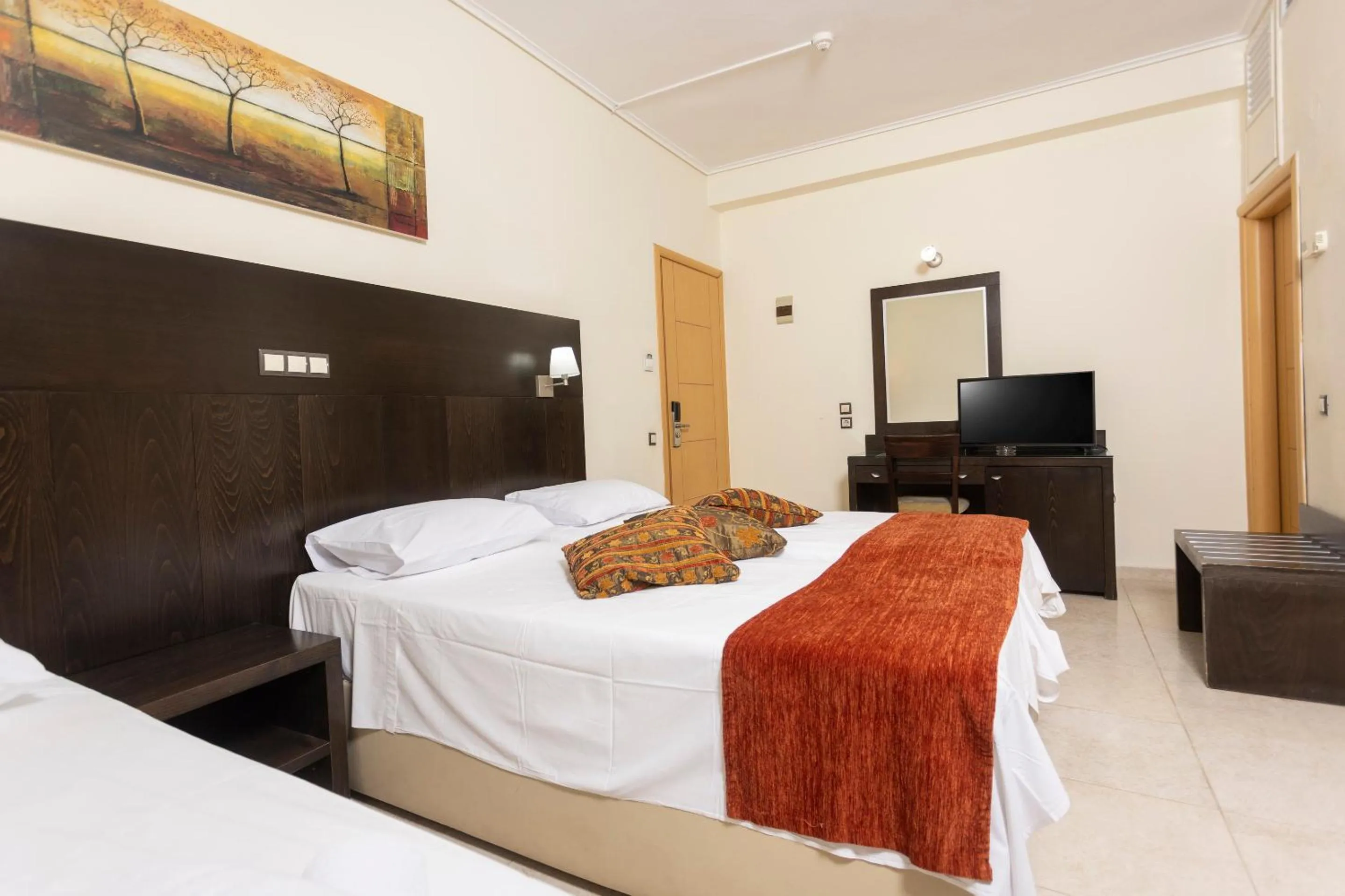 Photo of the whole room, Bed in Hanioti GrandOtel