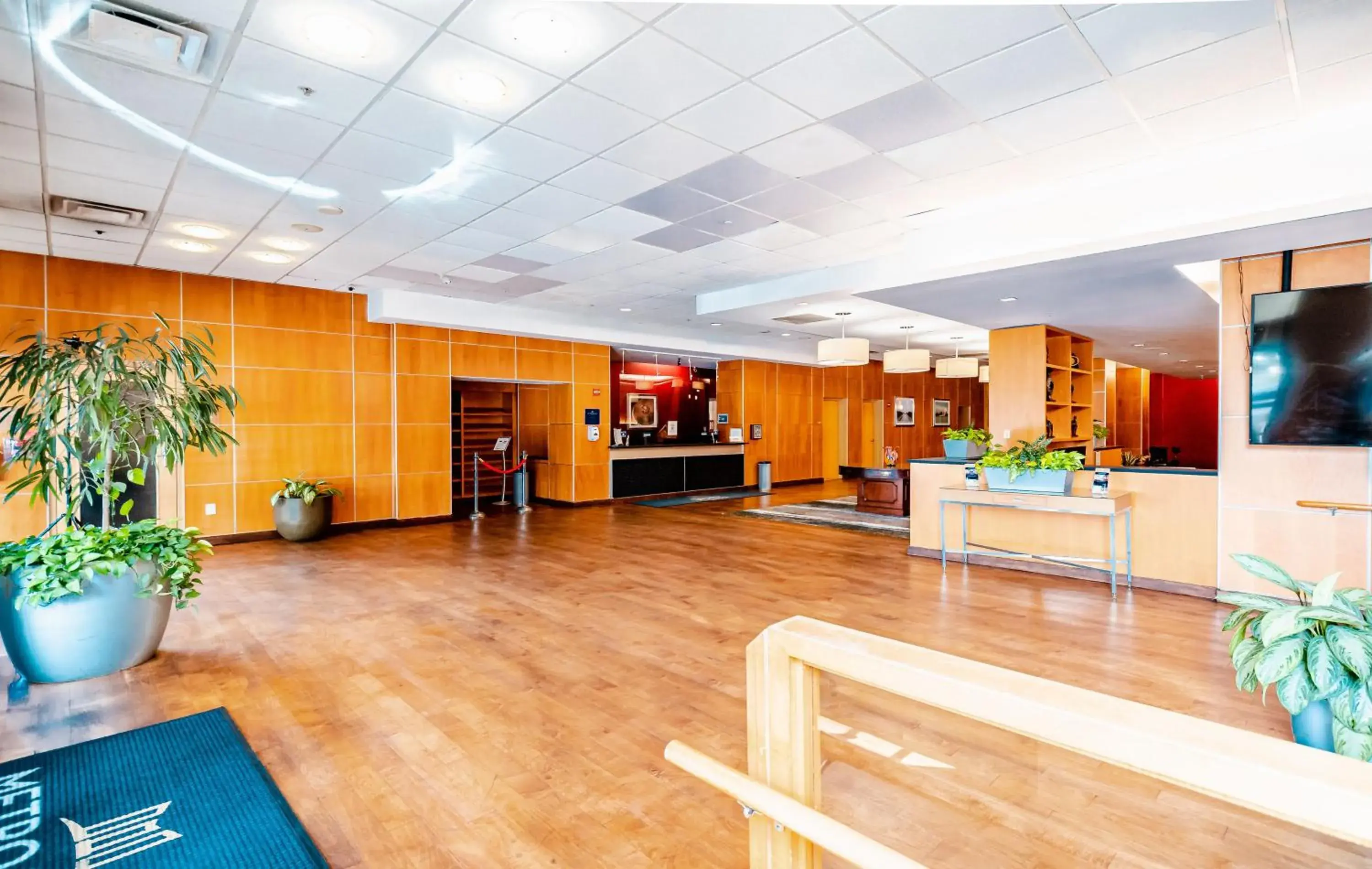 Lobby or reception in Metro Points Hotel Washington North Lobby or reception in Metro Points Hotel Washington North