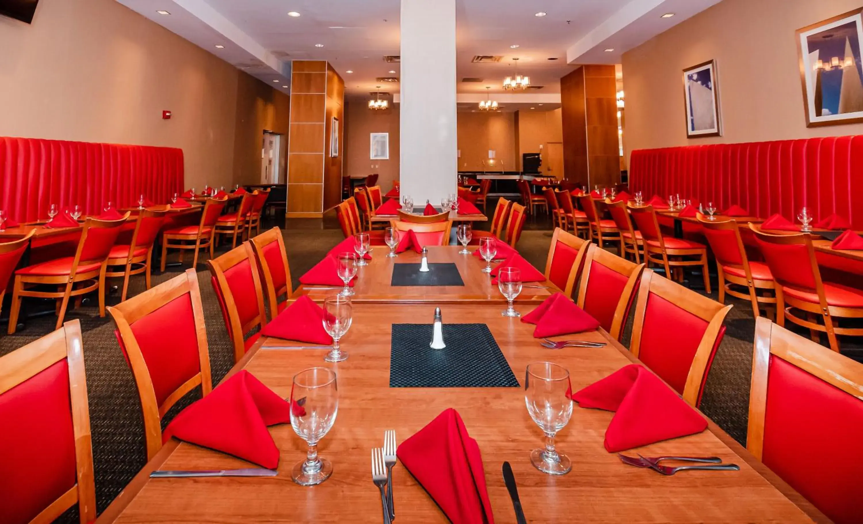 Restaurant/places to eat in Metro Points Hotel Washington North Restaurant/places to eat in Metro Points Hotel Washington North