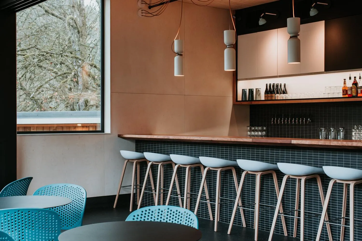 Alcoholic drinks in Sunwolf Riverside Cabins