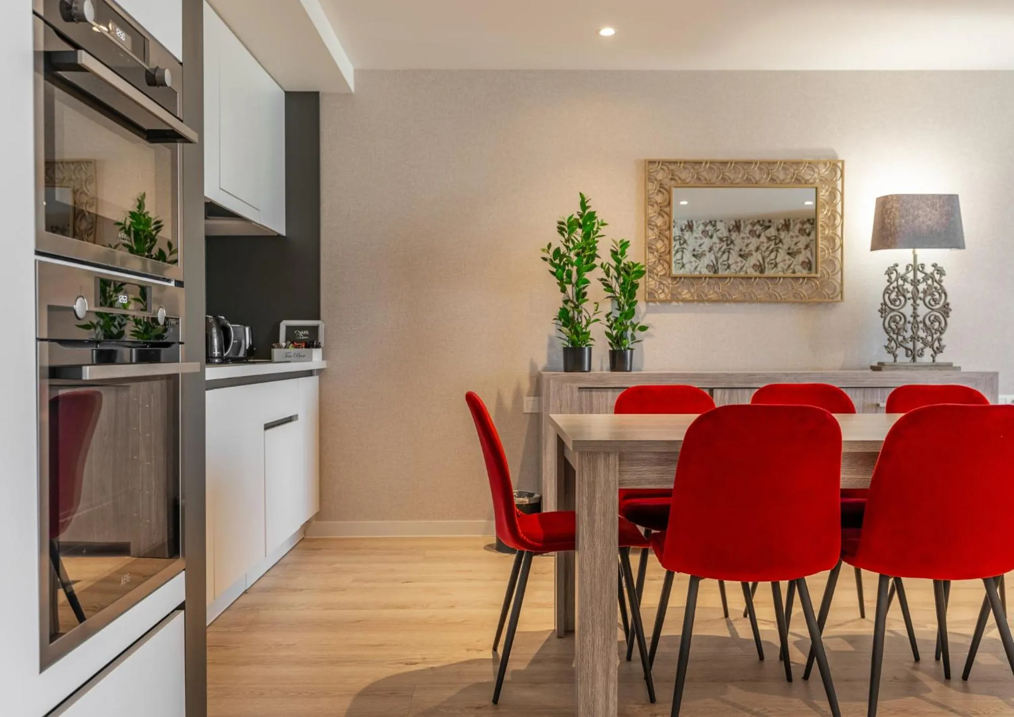 Kitchen or kitchenette in Acropolis - Luxury Appartments I Hotelservice and parking