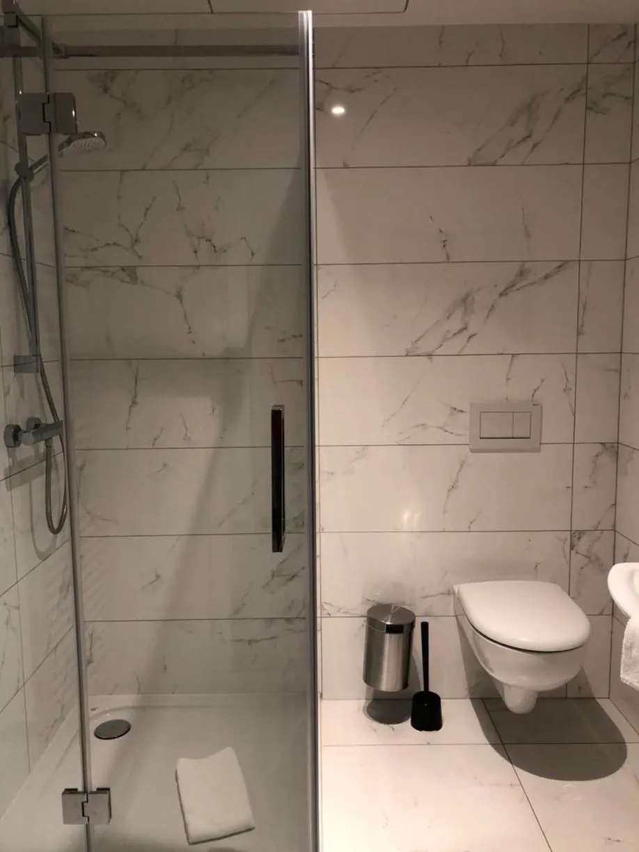 Shower in Acropolis - Luxury Appartments I Hotelservice and parking
