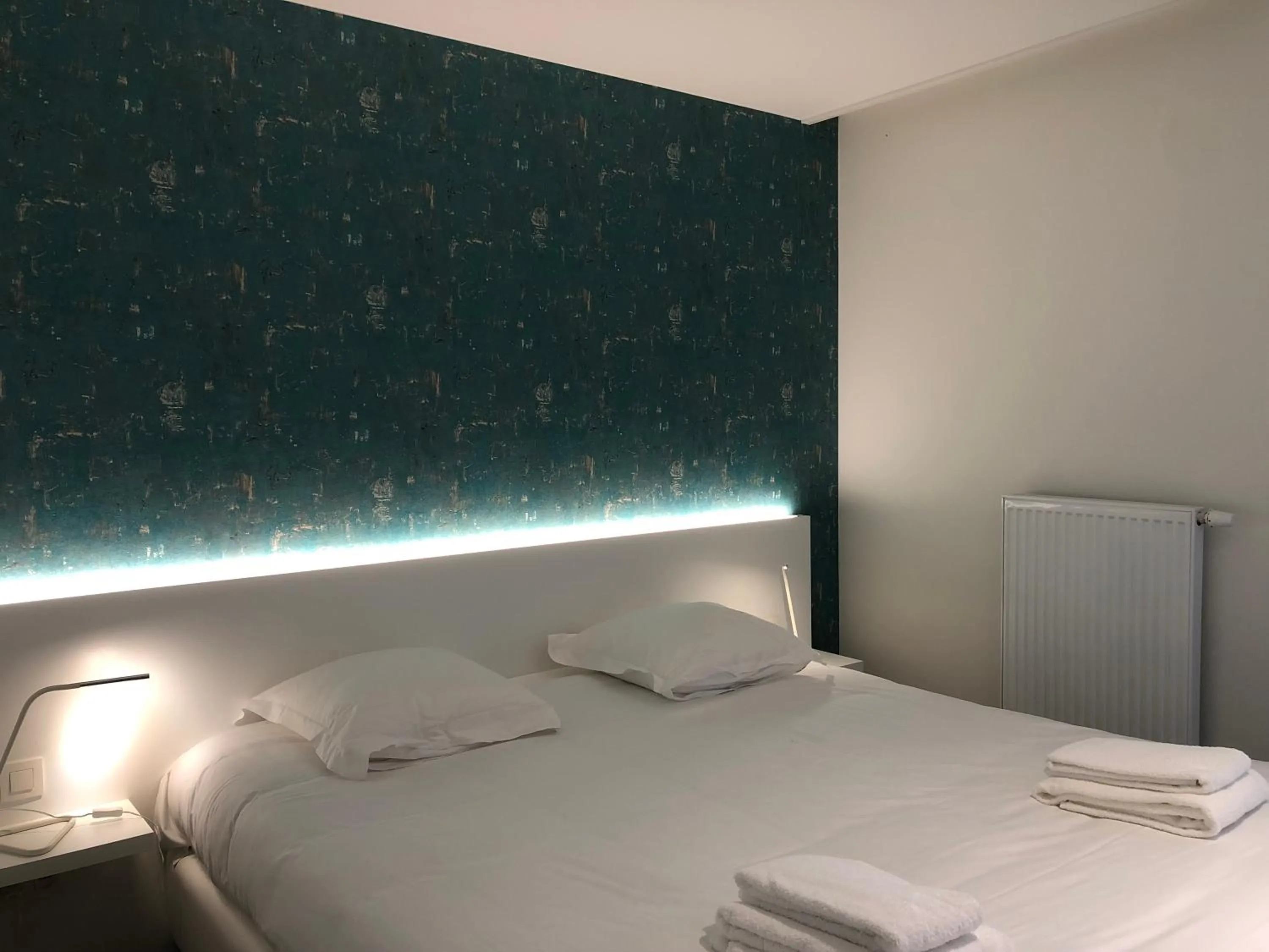 Bed in Acropolis - Luxury Appartments I Hotelservice and parking