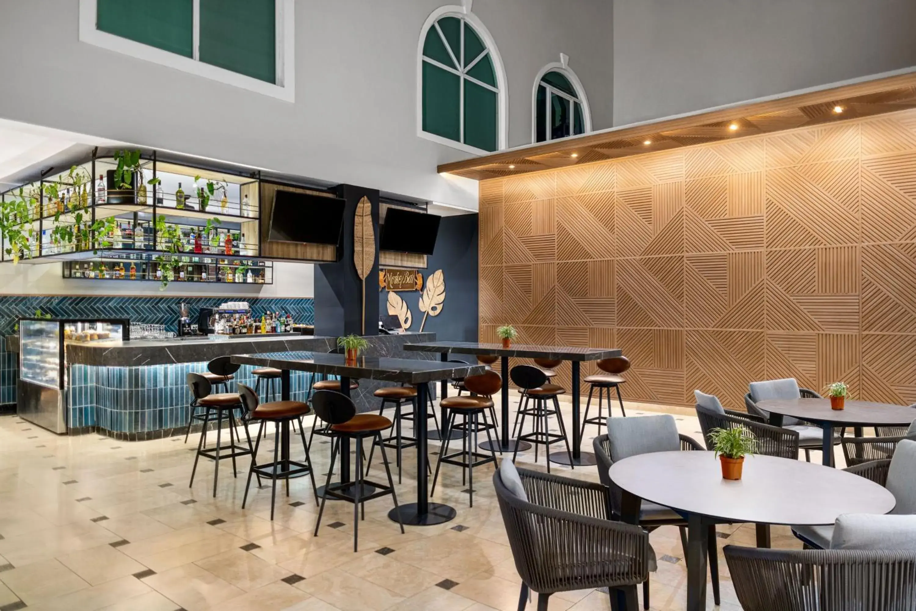 Lounge or bar in Gamboa Rainforest Reserve Lounge or bar in Gamboa Rainforest Reserve