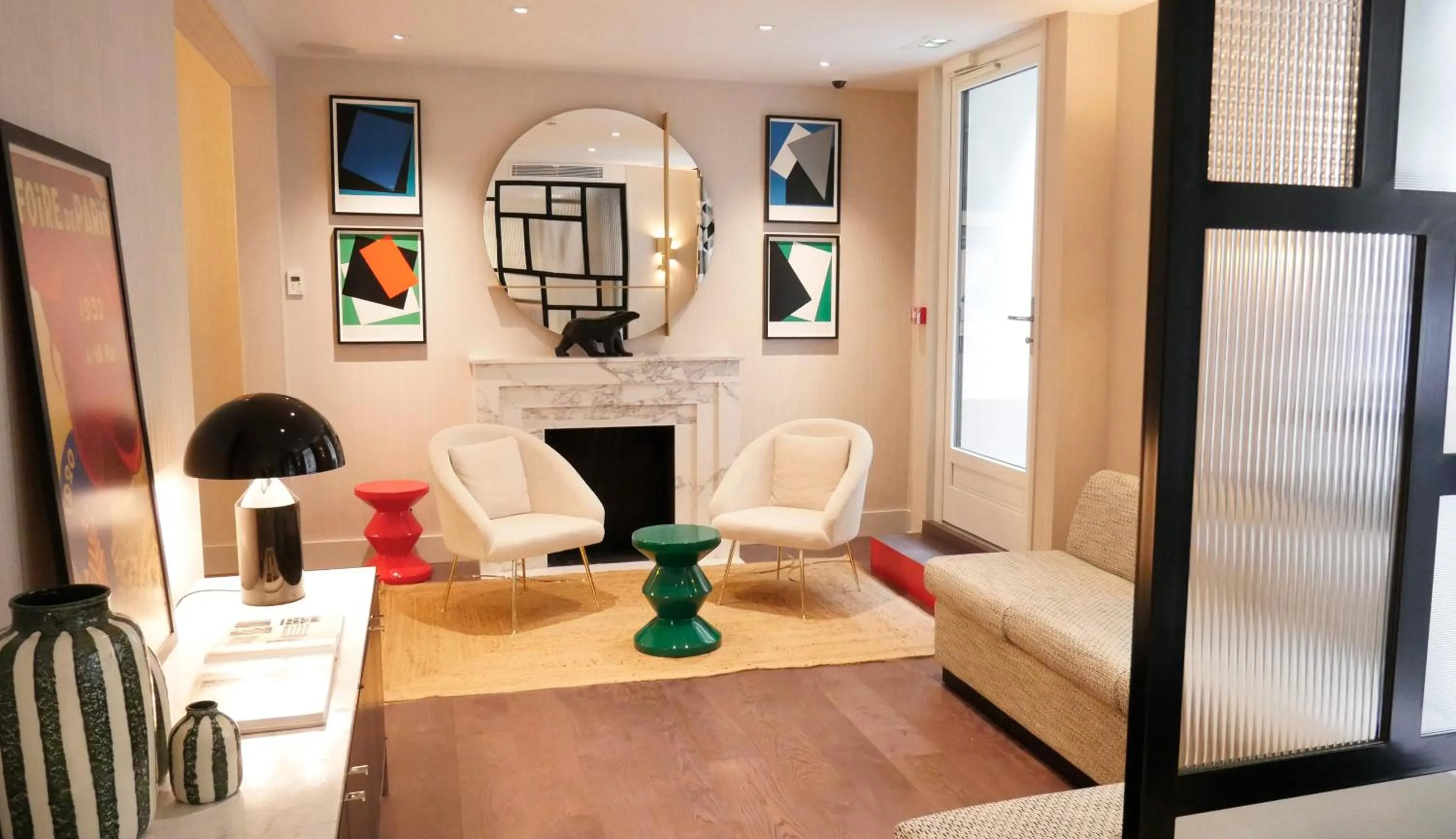 Seating Area in Lutece Hotel