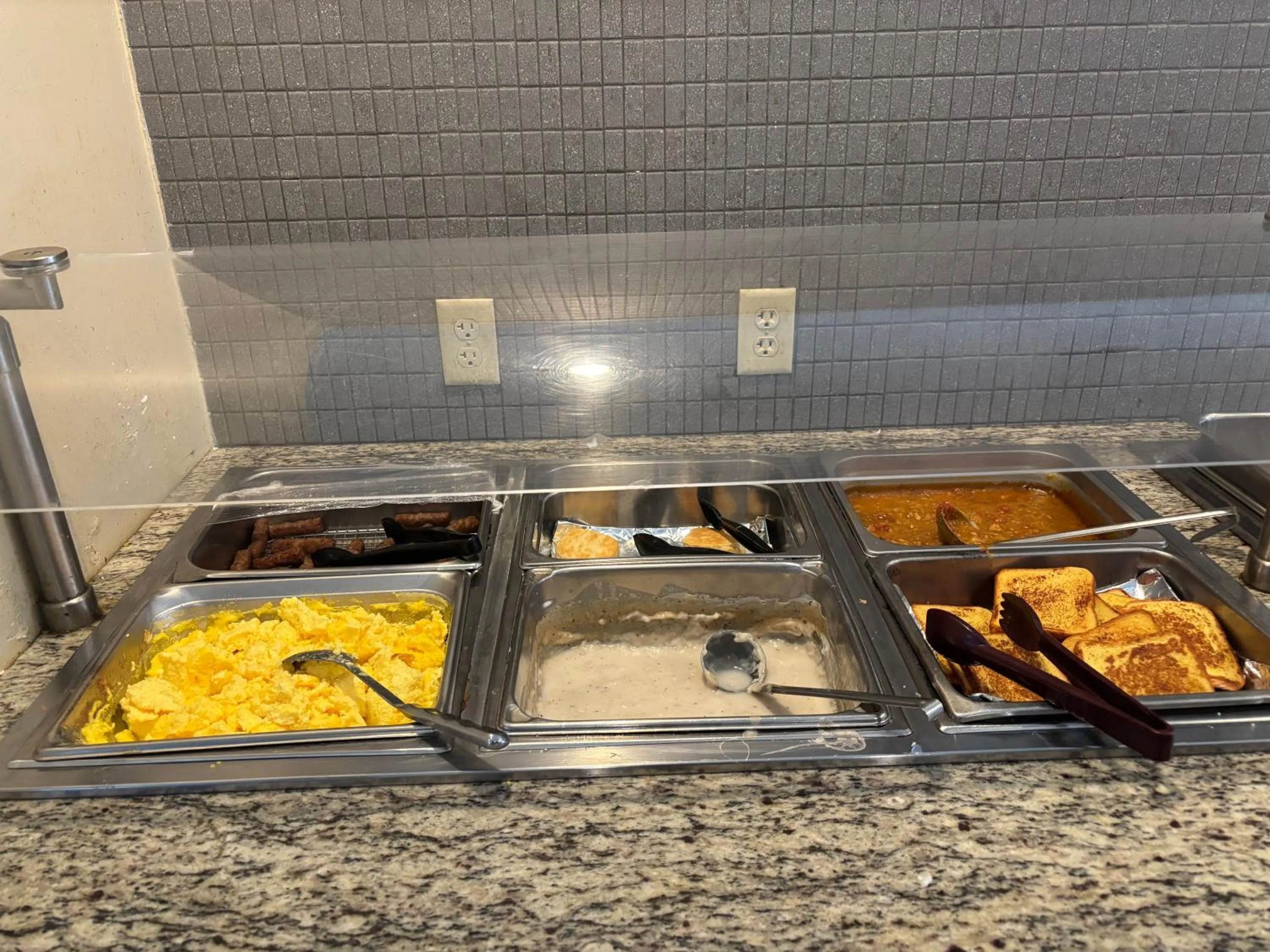 Buffet breakfast in Plaza Hotel Denver Central