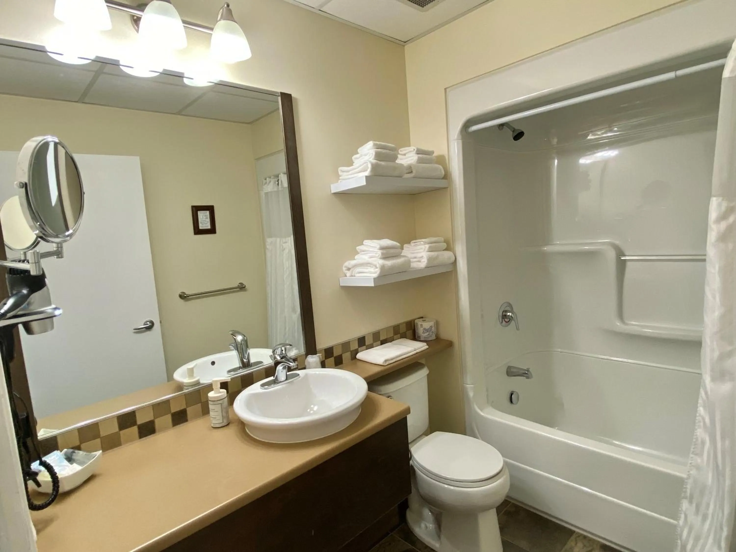 Bathroom in Hôtel Centre-Ville