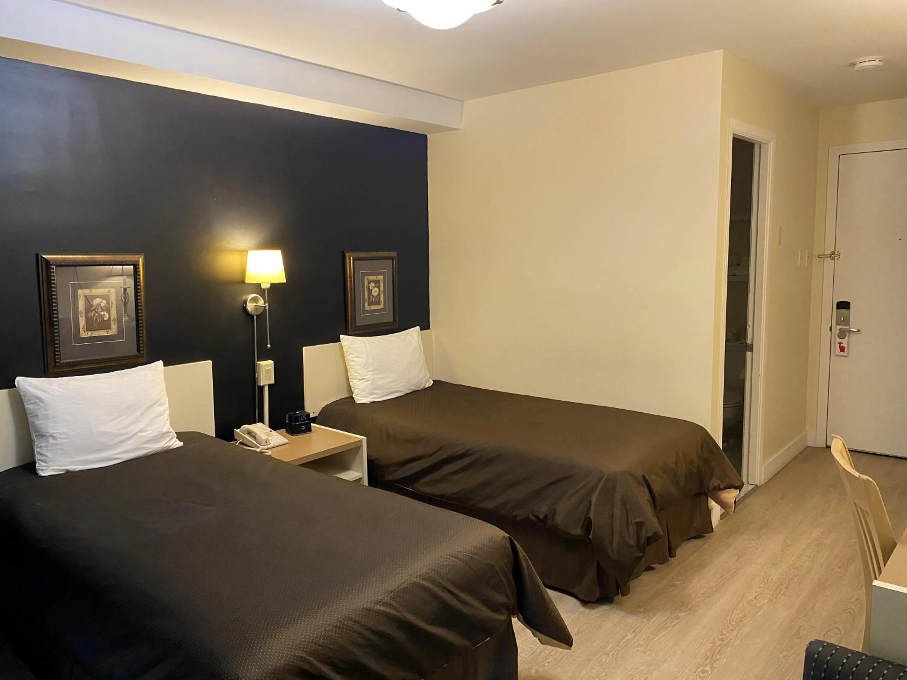 Bed in Hôtel Centre-Ville