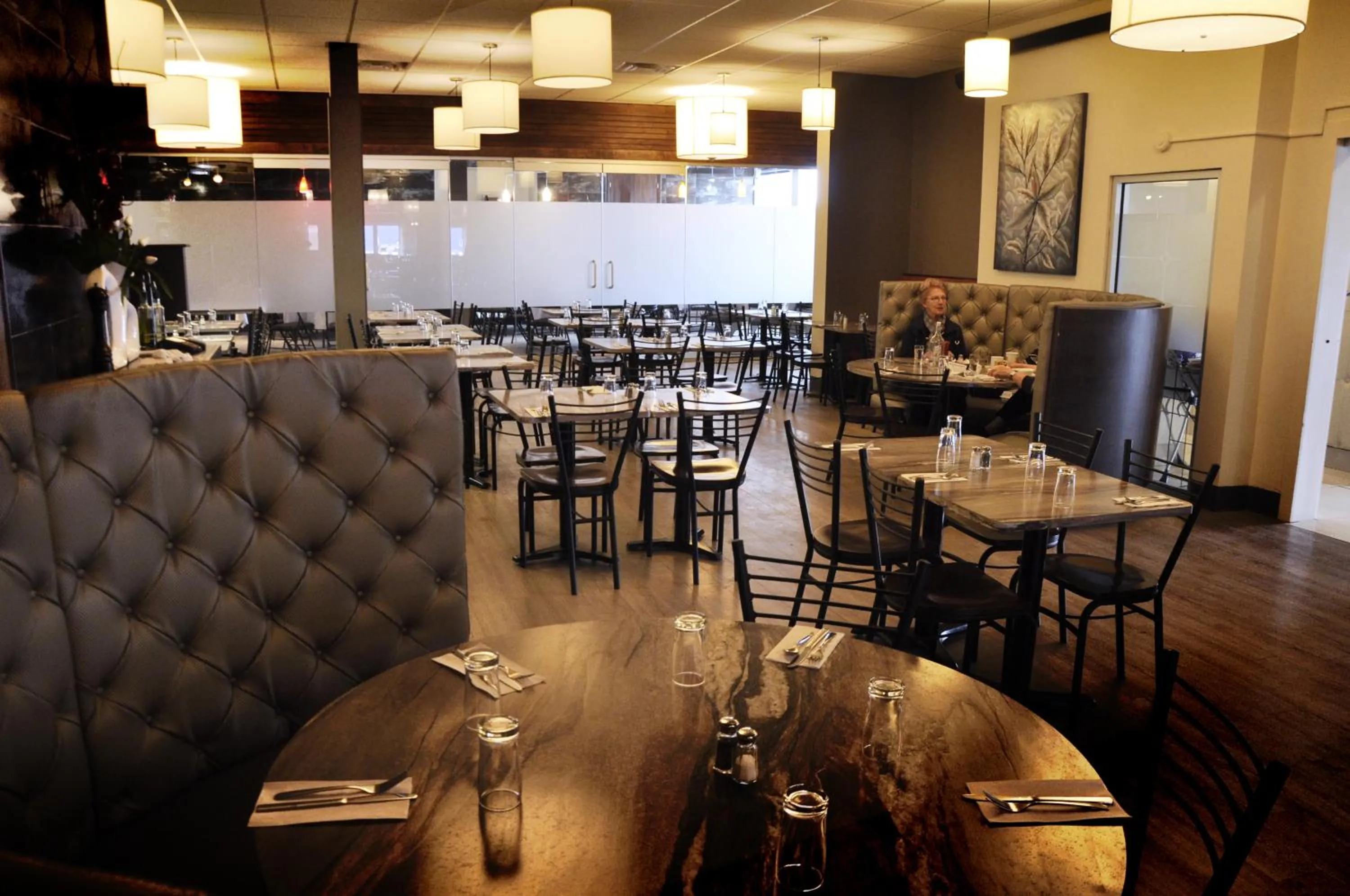 Restaurant/places to eat in Hôtel Centre-Ville