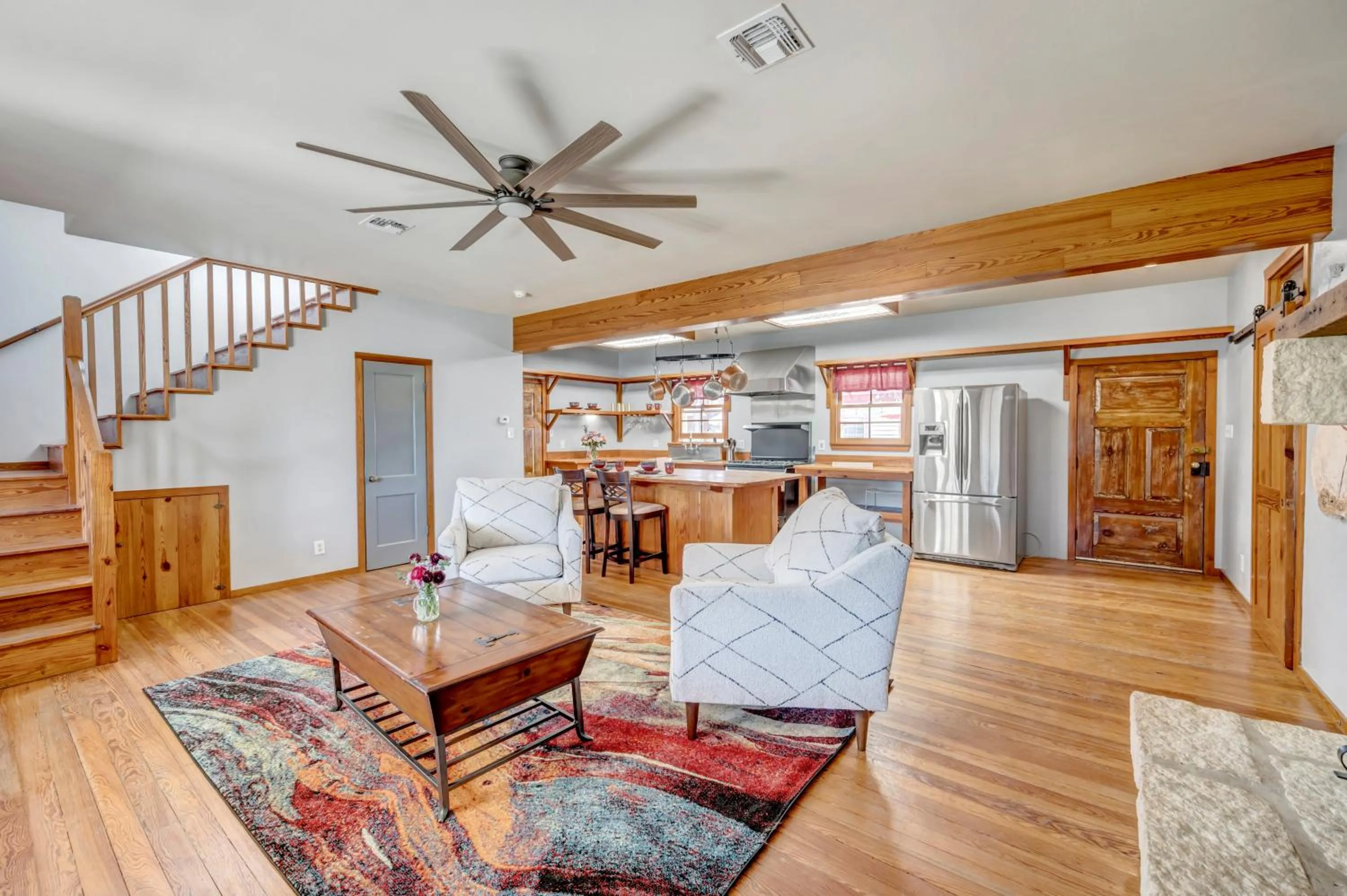 Seating area in Full Moon Inn