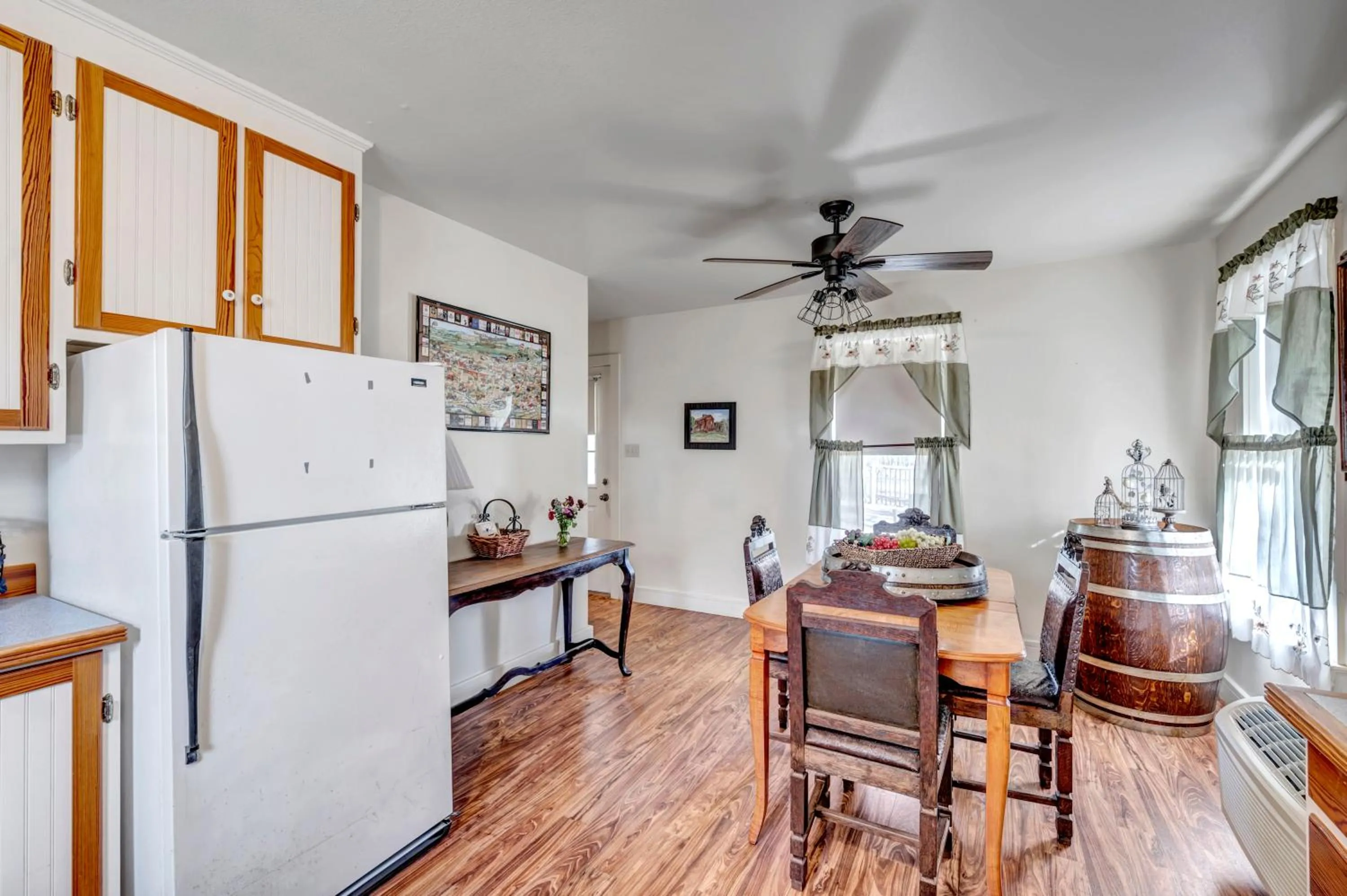 Kitchen or kitchenette in Full Moon Inn