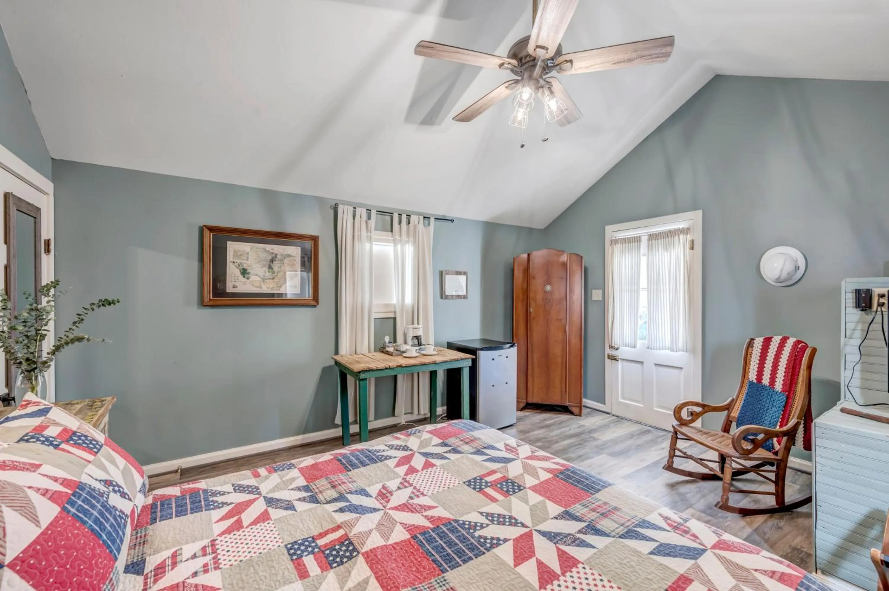 Bed in Full Moon Inn