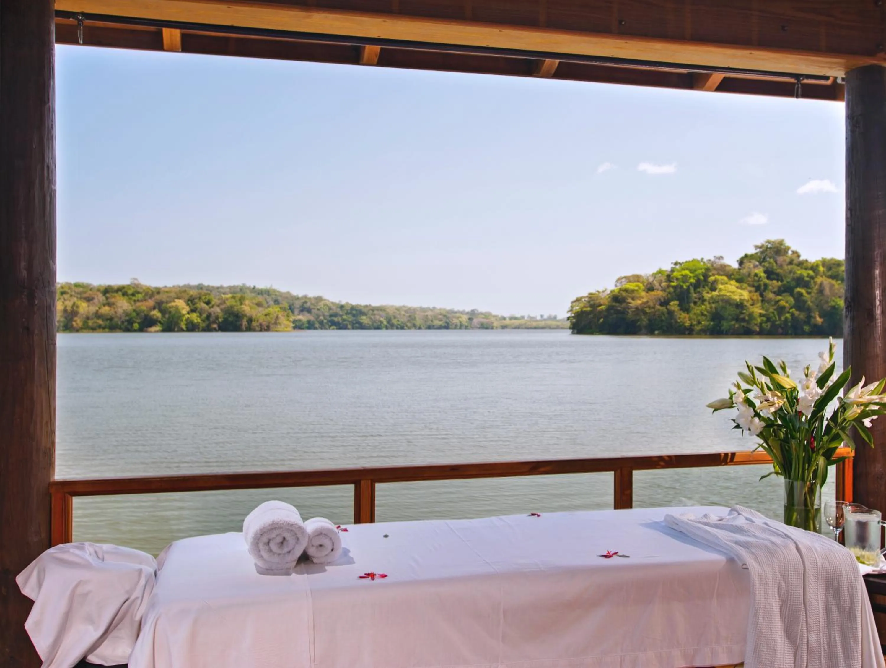 Massage in Las Lagunas Boutique Hotel