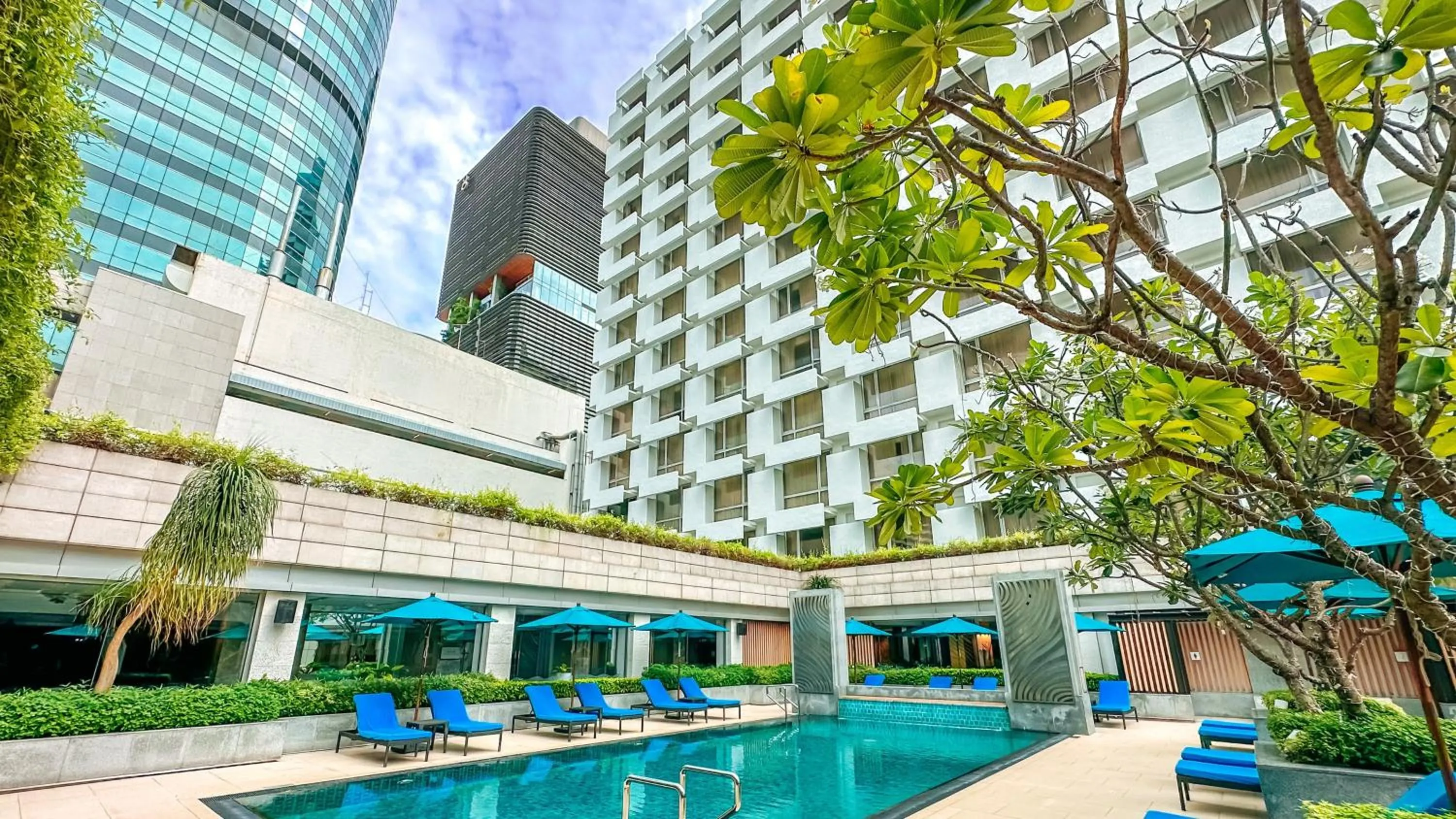 Property building in Holiday Inn Bangkok by IHG