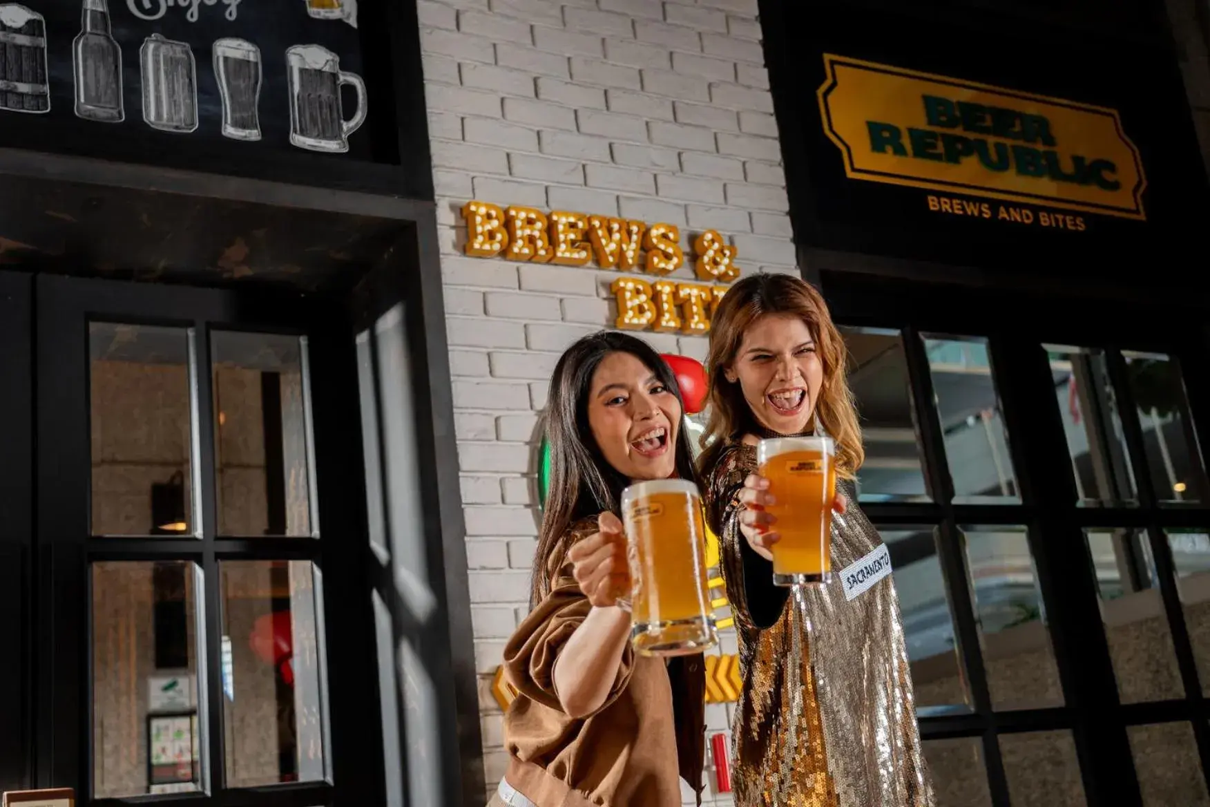 Restaurant/places to eat in Holiday Inn Bangkok by IHG Restaurant/places to eat in Holiday Inn Bangkok by IHG