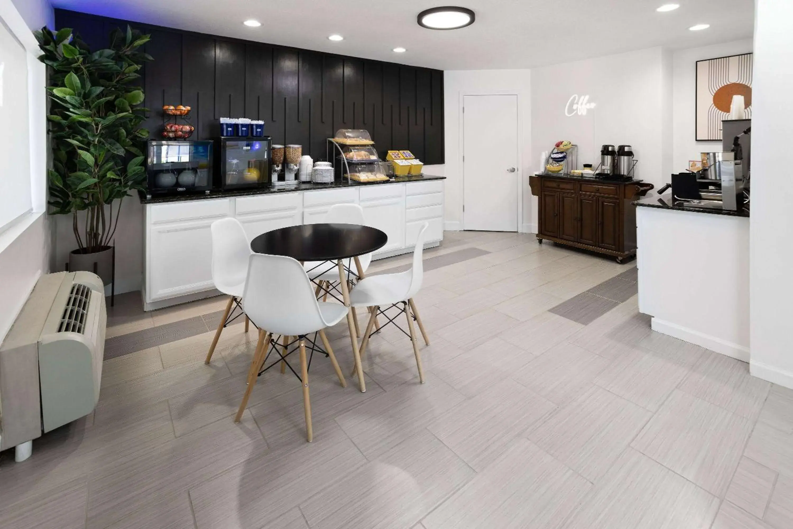 Breakfast in Days Inn by Wyndham Acworth Breakfast in Days Inn by Wyndham Acworth