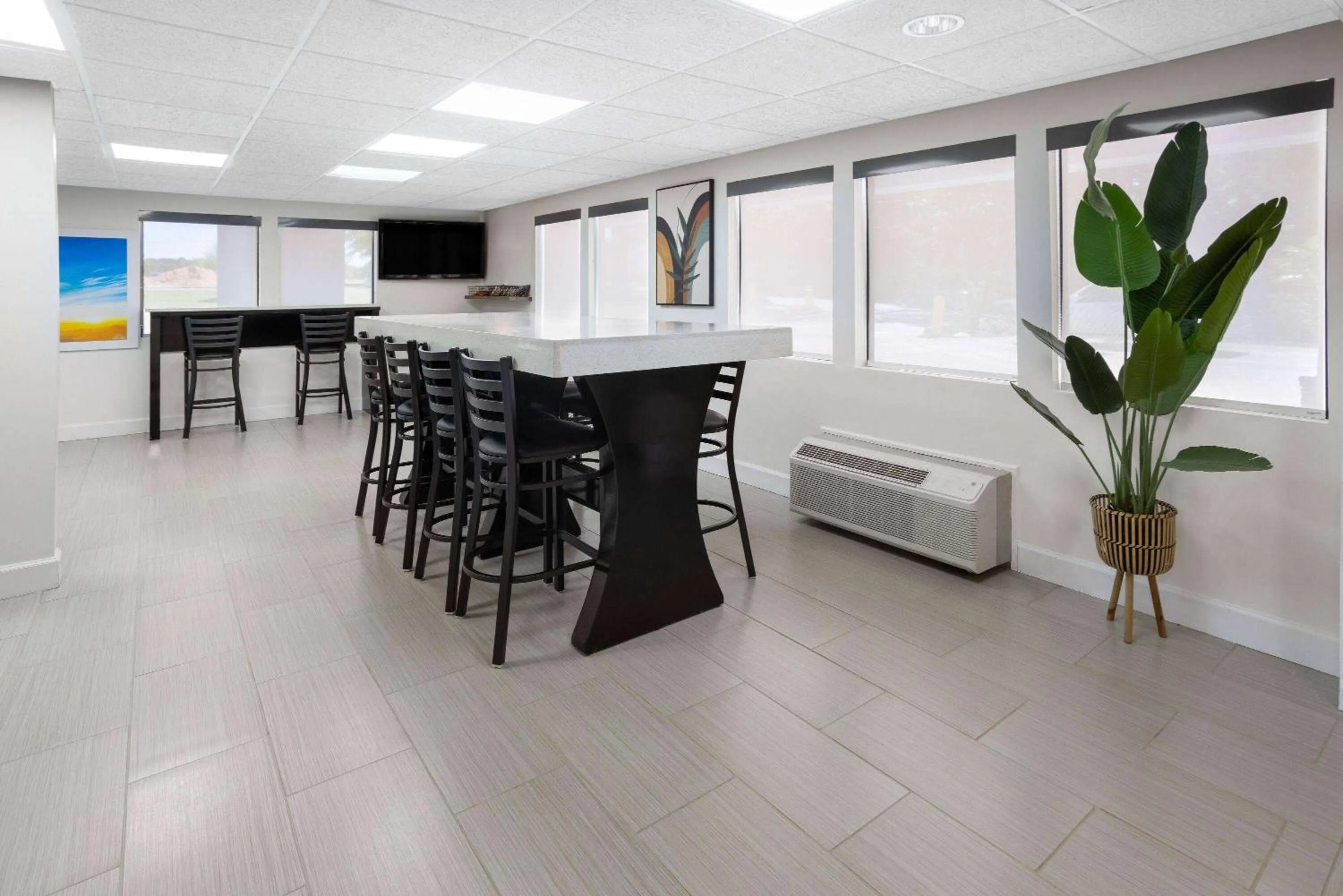 Breakfast in Days Inn by Wyndham Acworth