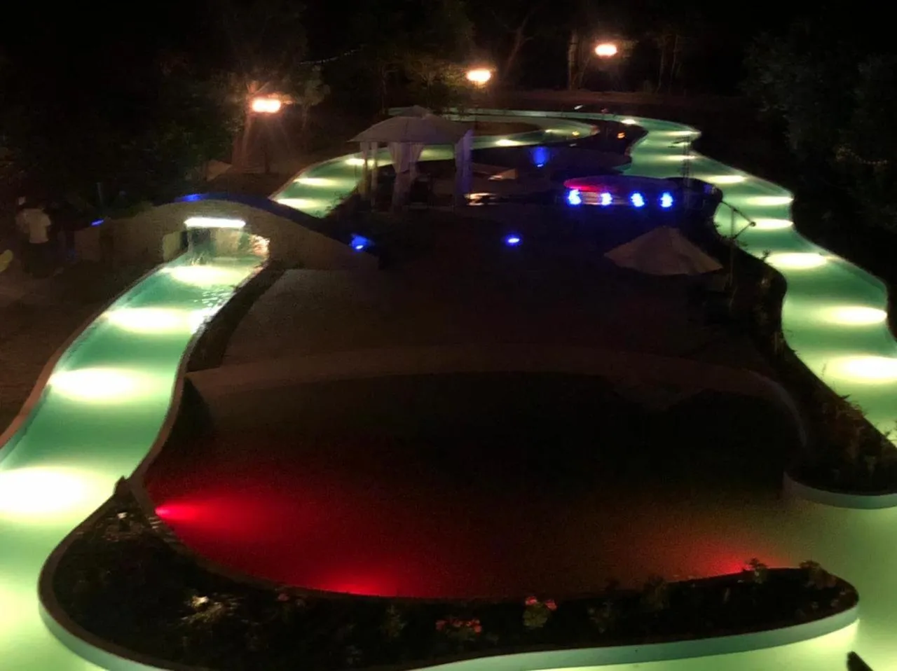 Swimming pool in Zoila's Suite Escape