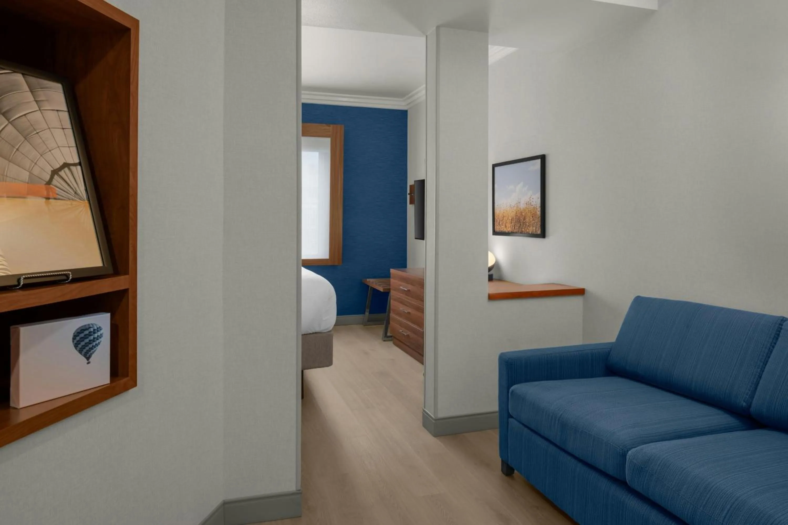 Swimming pool in City Express By Marriott Rancho Cucamonga