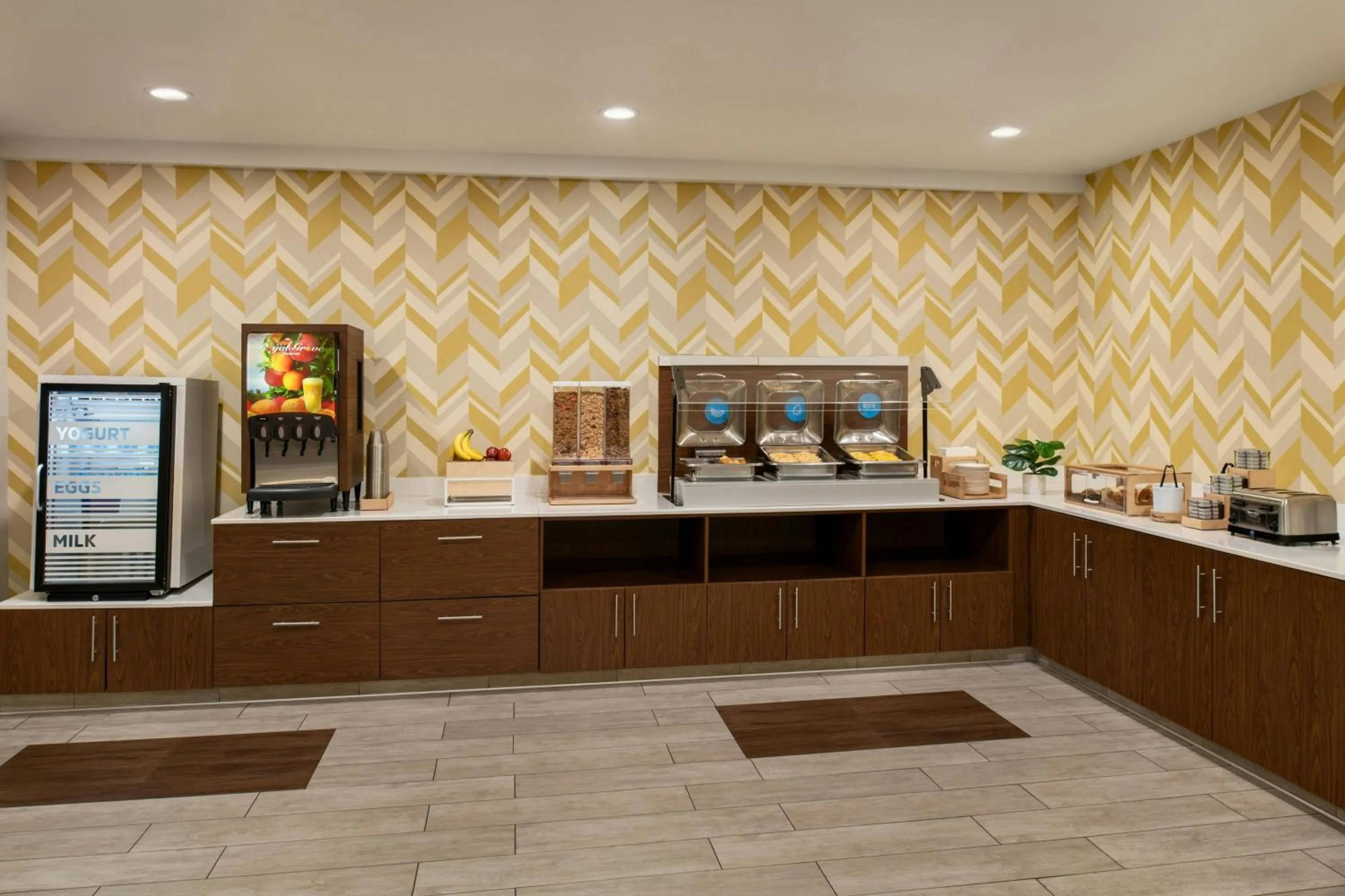 Breakfast in City Express By Marriott Rancho Cucamonga