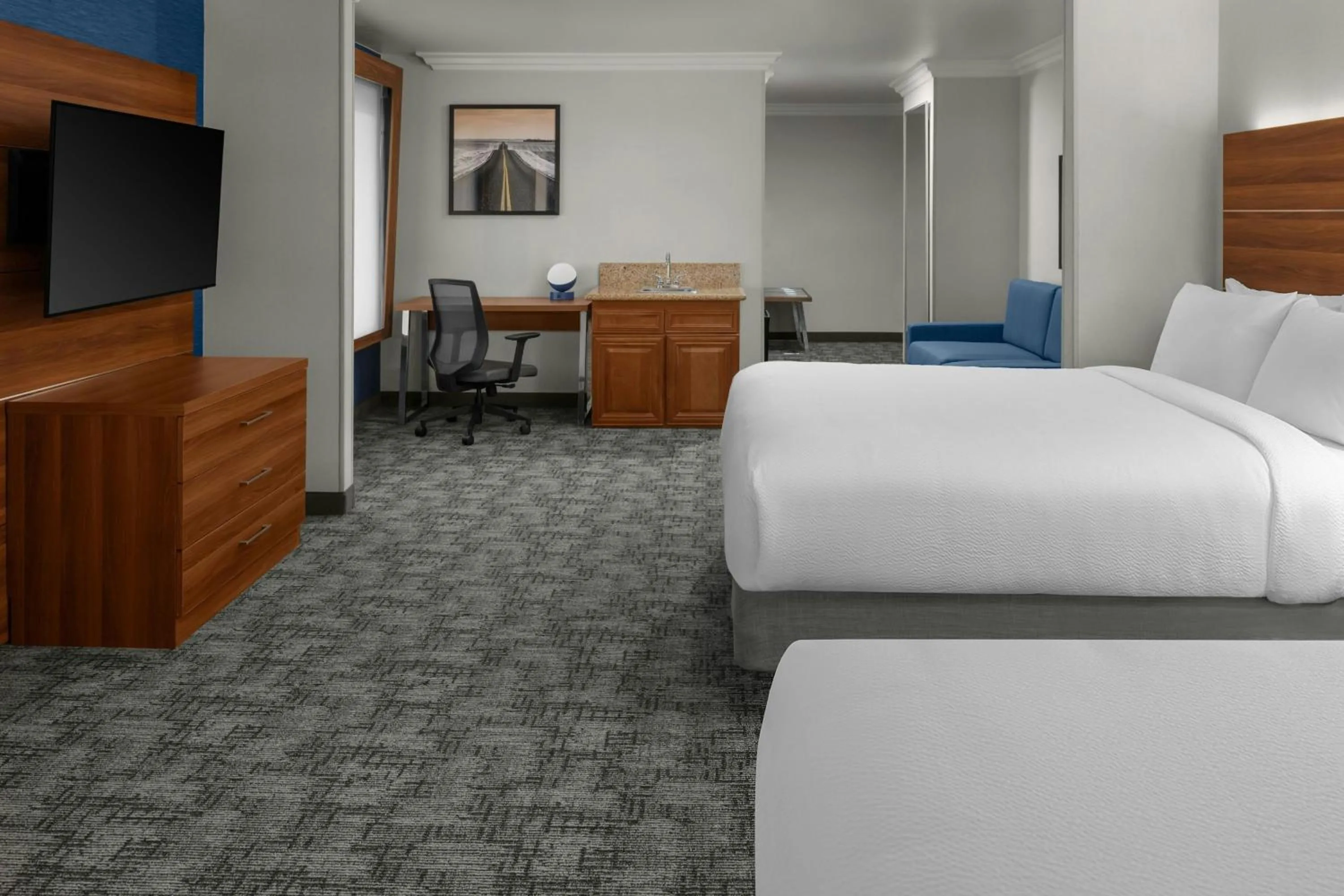 Photo of the whole room, Bed in City Express By Marriott Rancho Cucamonga