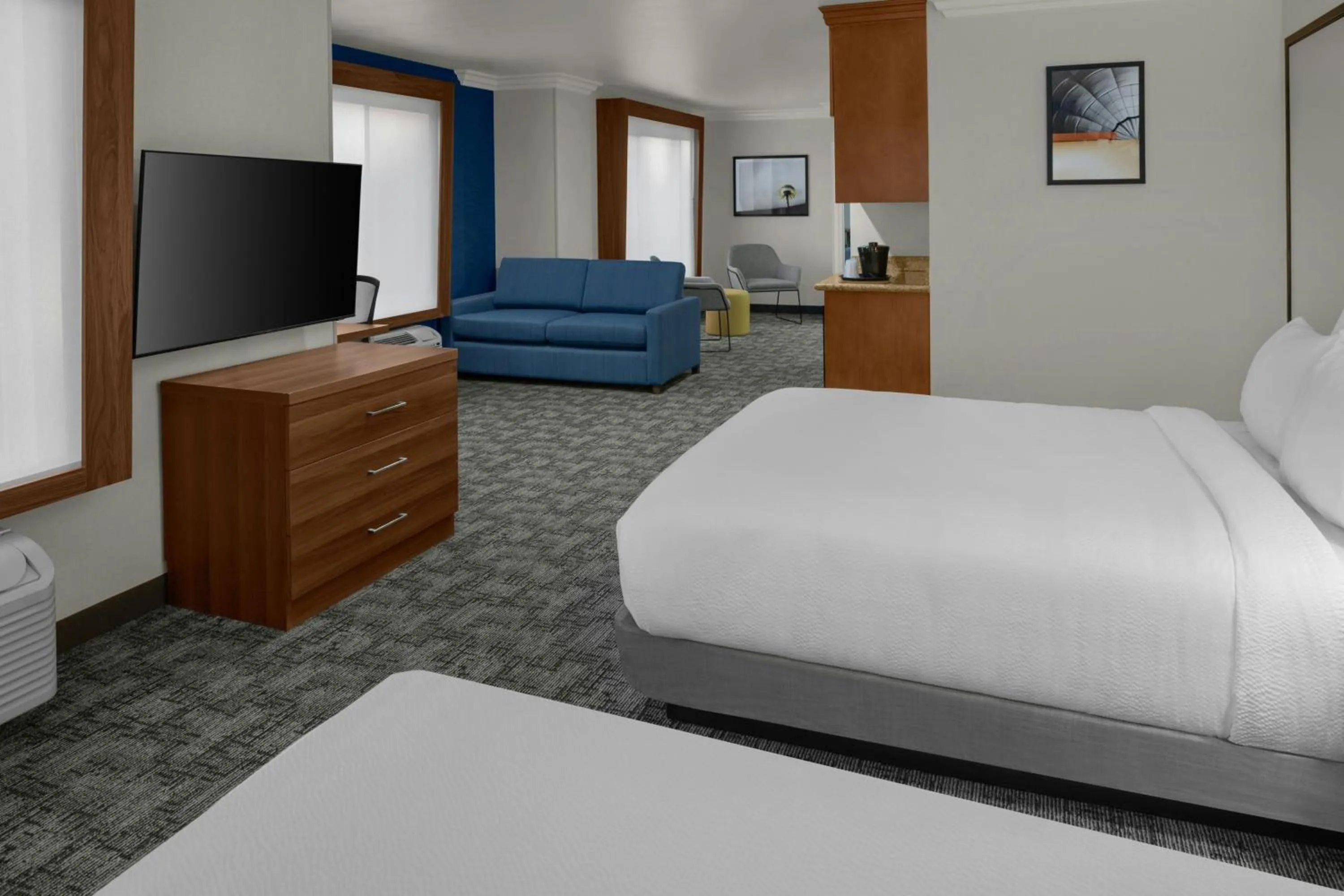 Photo of the whole room, Bed in City Express By Marriott Rancho Cucamonga
