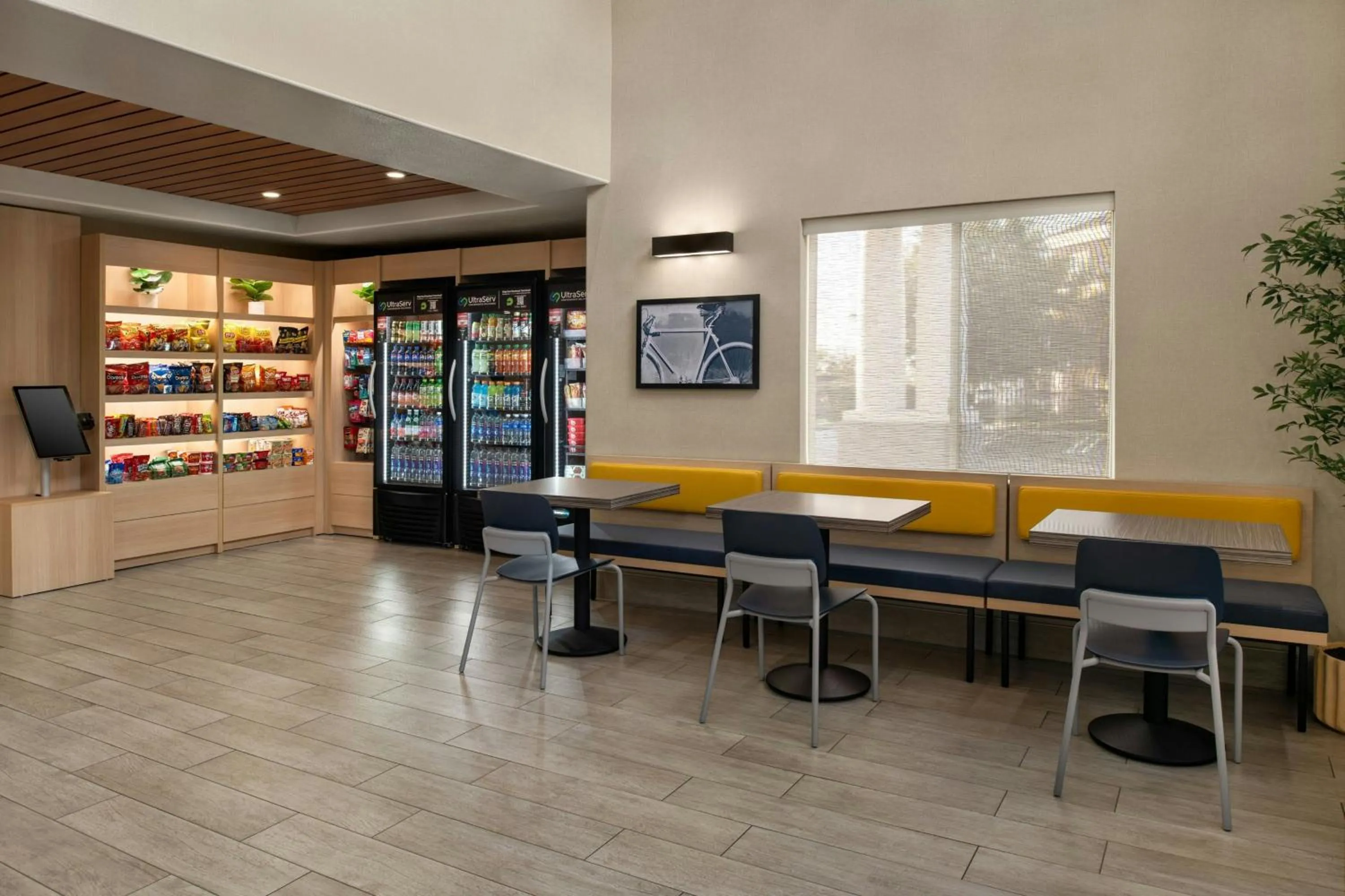 Breakfast in City Express By Marriott Rancho Cucamonga