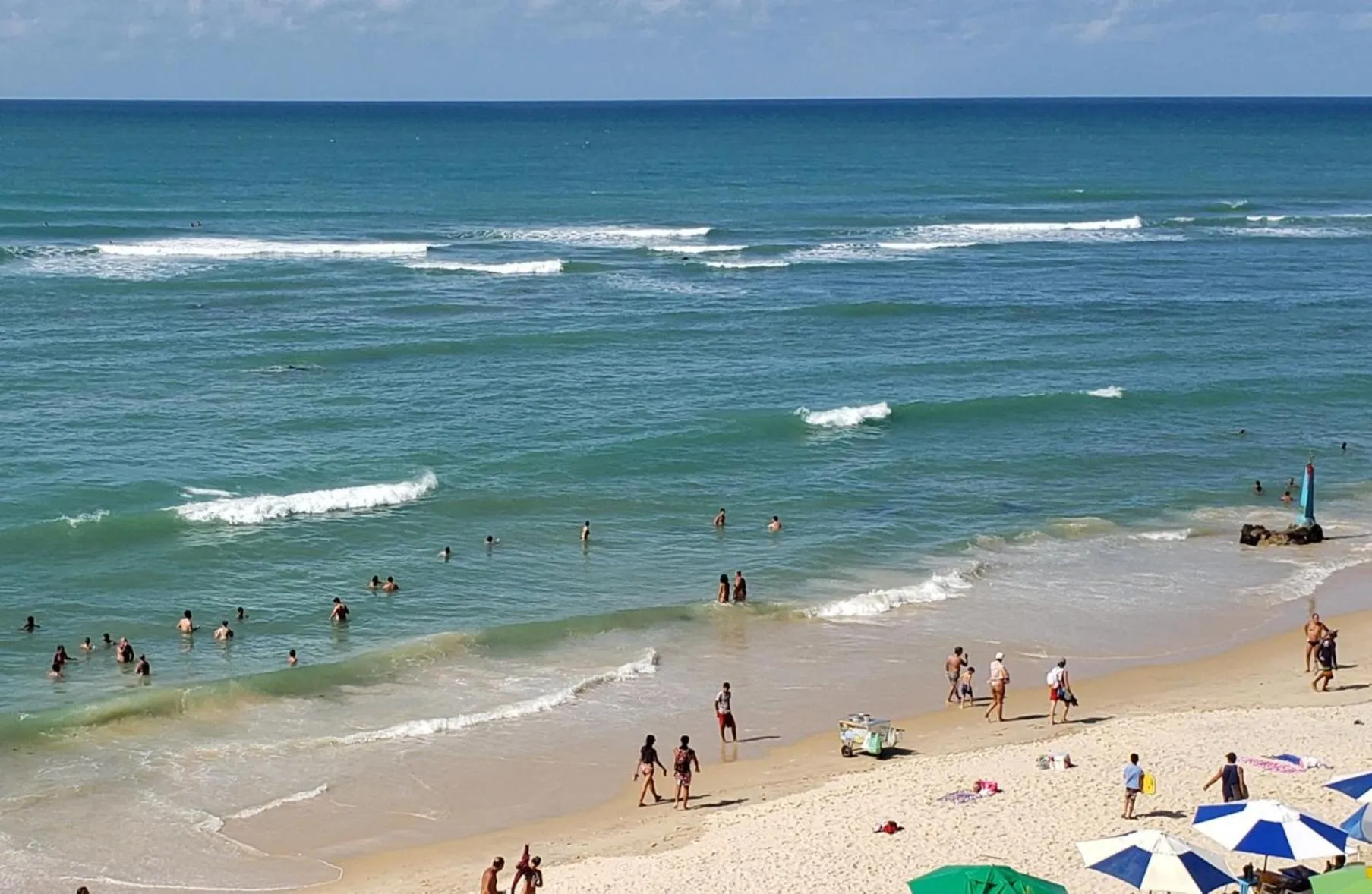 Beach in Pipa's Ocean - Flat Vista Mar