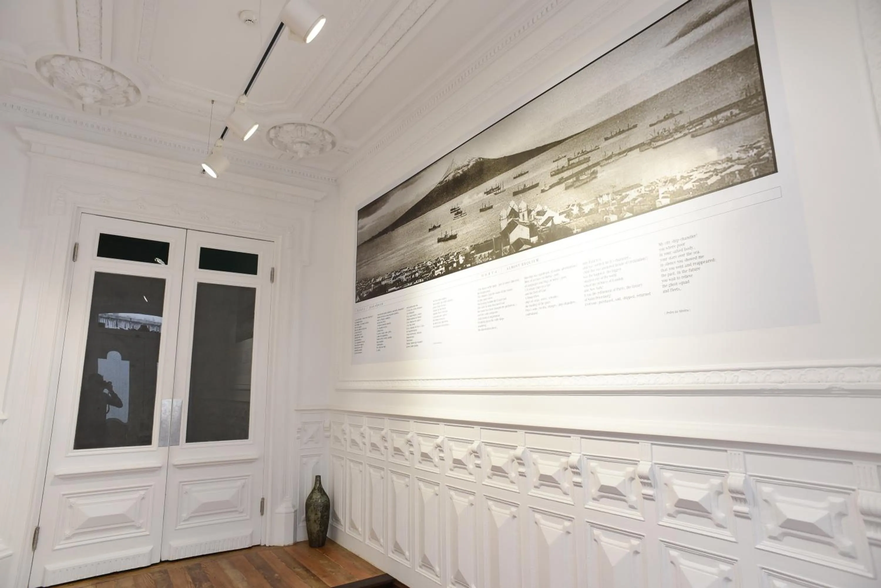 Facade/entrance in Internacional Azores Boutique