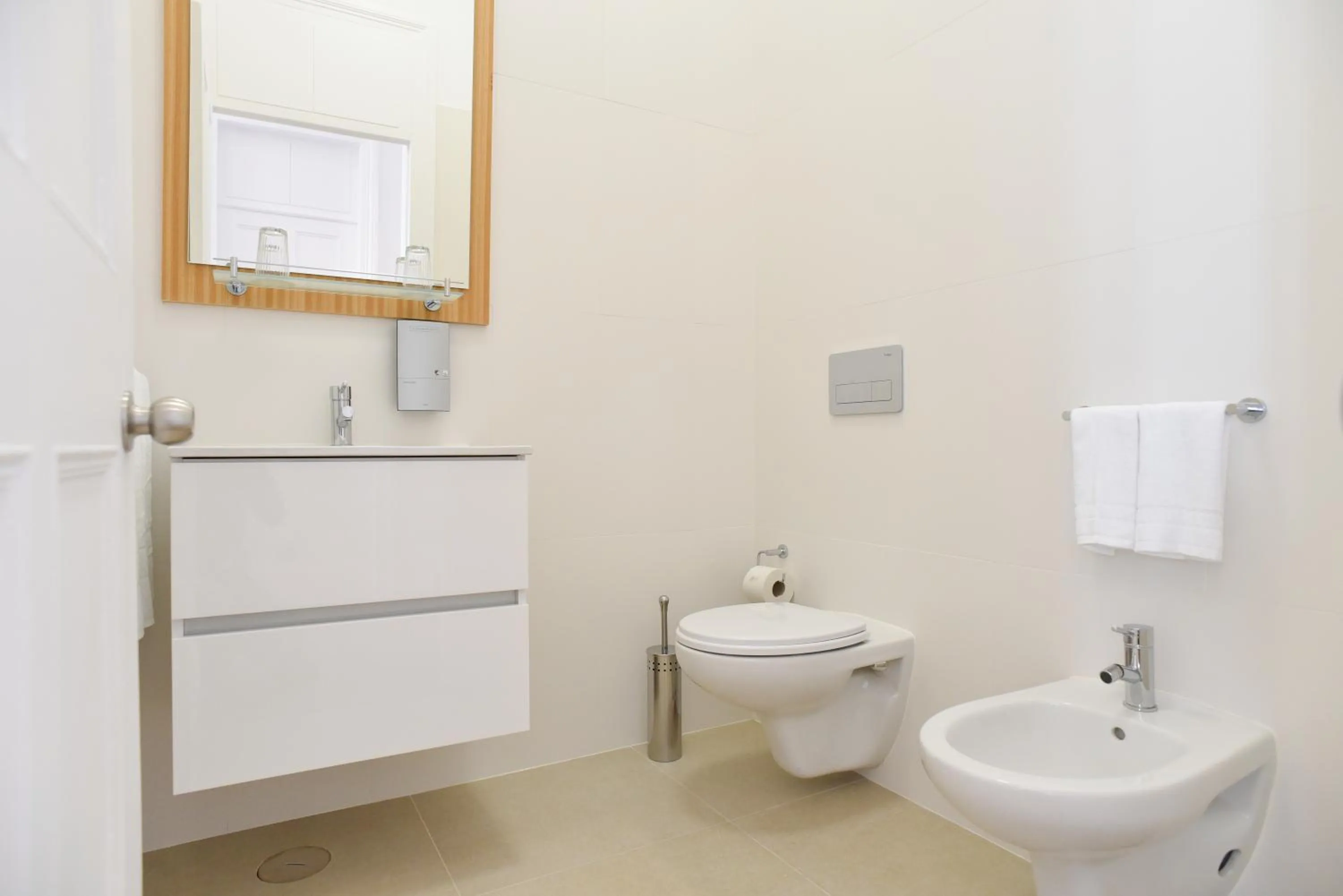 Toilet in Internacional Azores Boutique