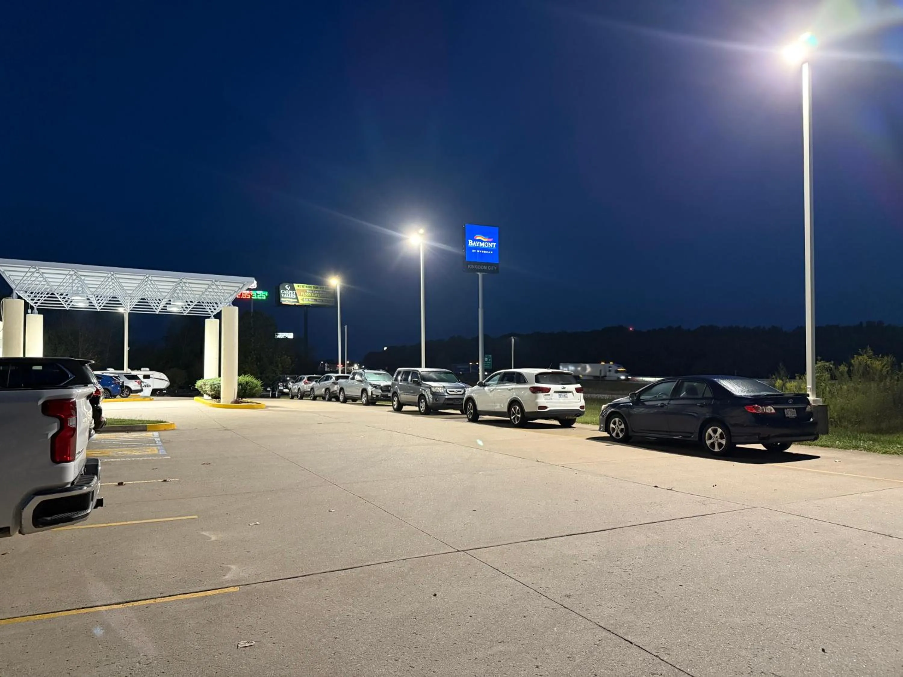 Night in Baymont by Wyndham Kingdom City