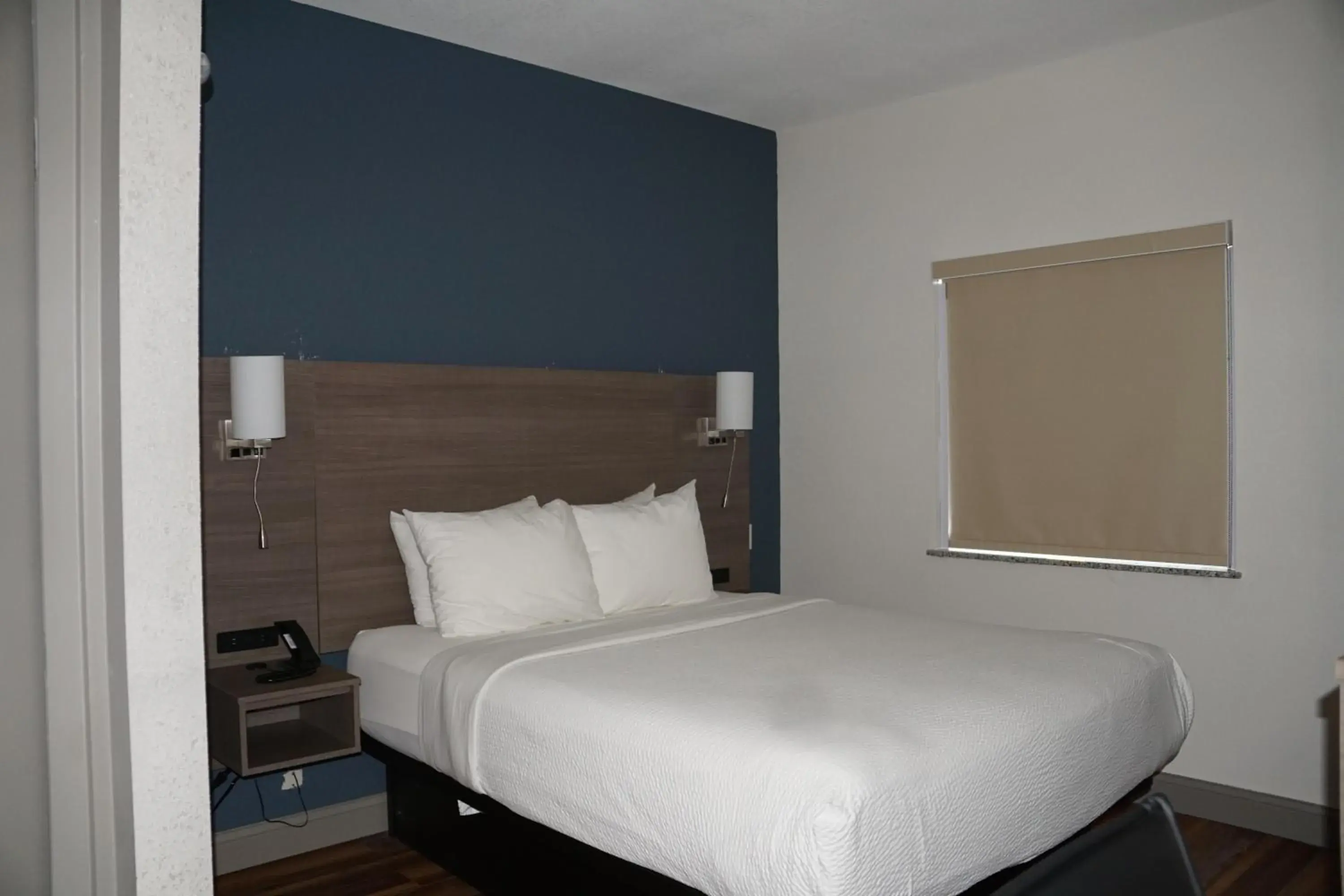 Bed in Baymont by Wyndham Kingdom City Bed in Baymont by Wyndham Kingdom City