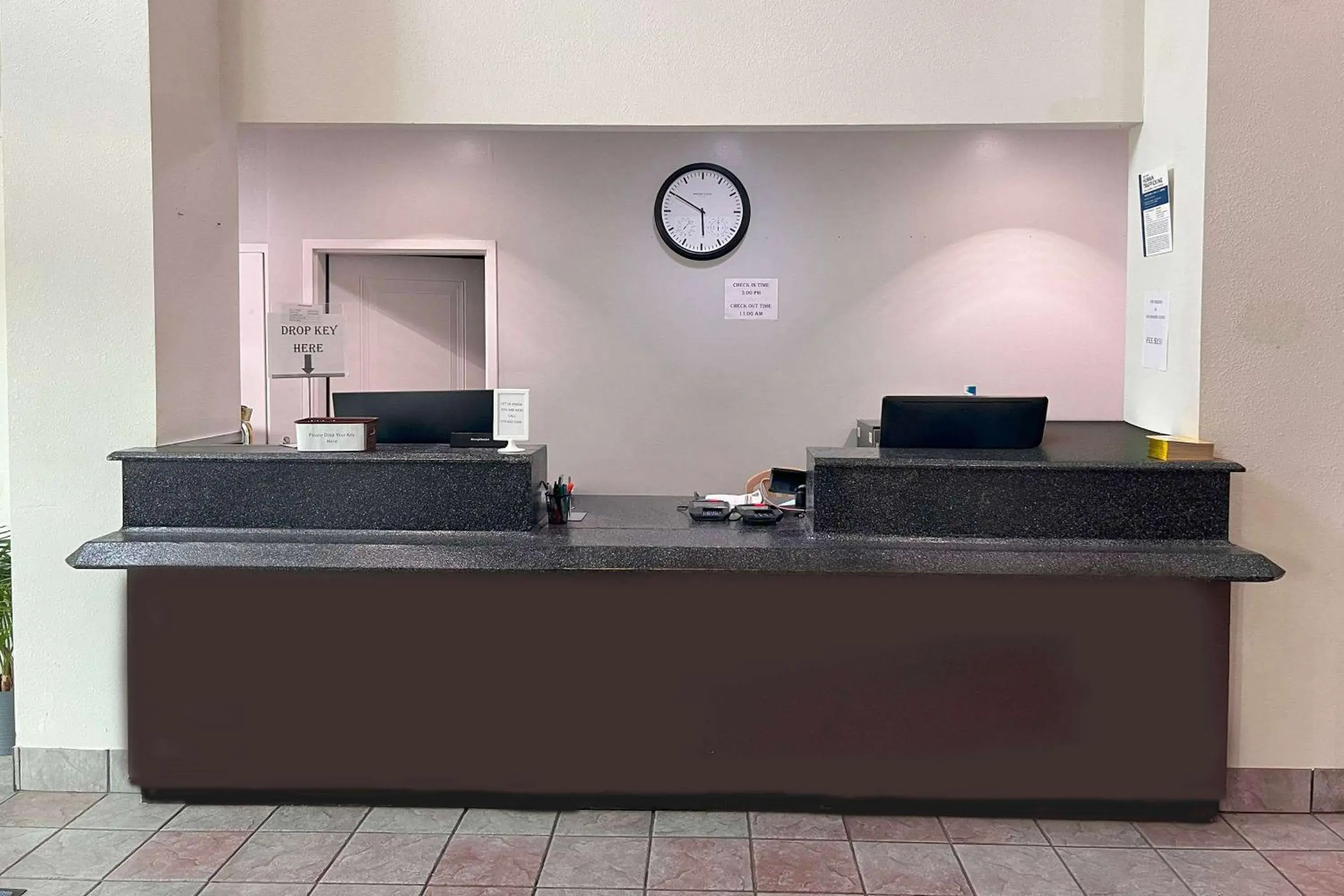 Lobby or reception in Baymont by Wyndham Kingdom City Lobby or reception in Baymont by Wyndham Kingdom City