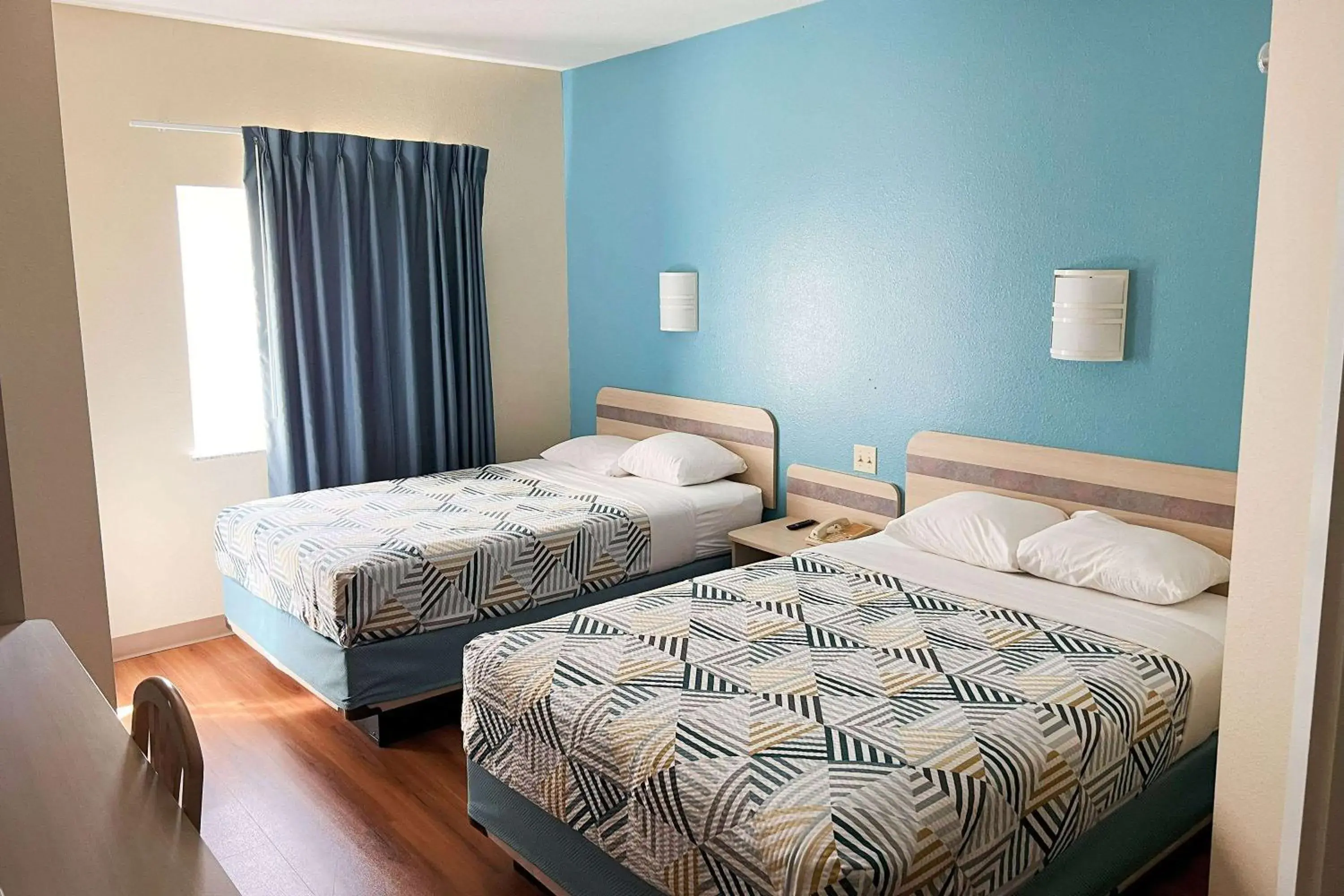 Double Room with Two Double Beds - Non-Smoking in Motel 6-Kingdom City, MO Double Room with Two Double Beds - Non-Smoking in Motel 6-Kingdom City, MO