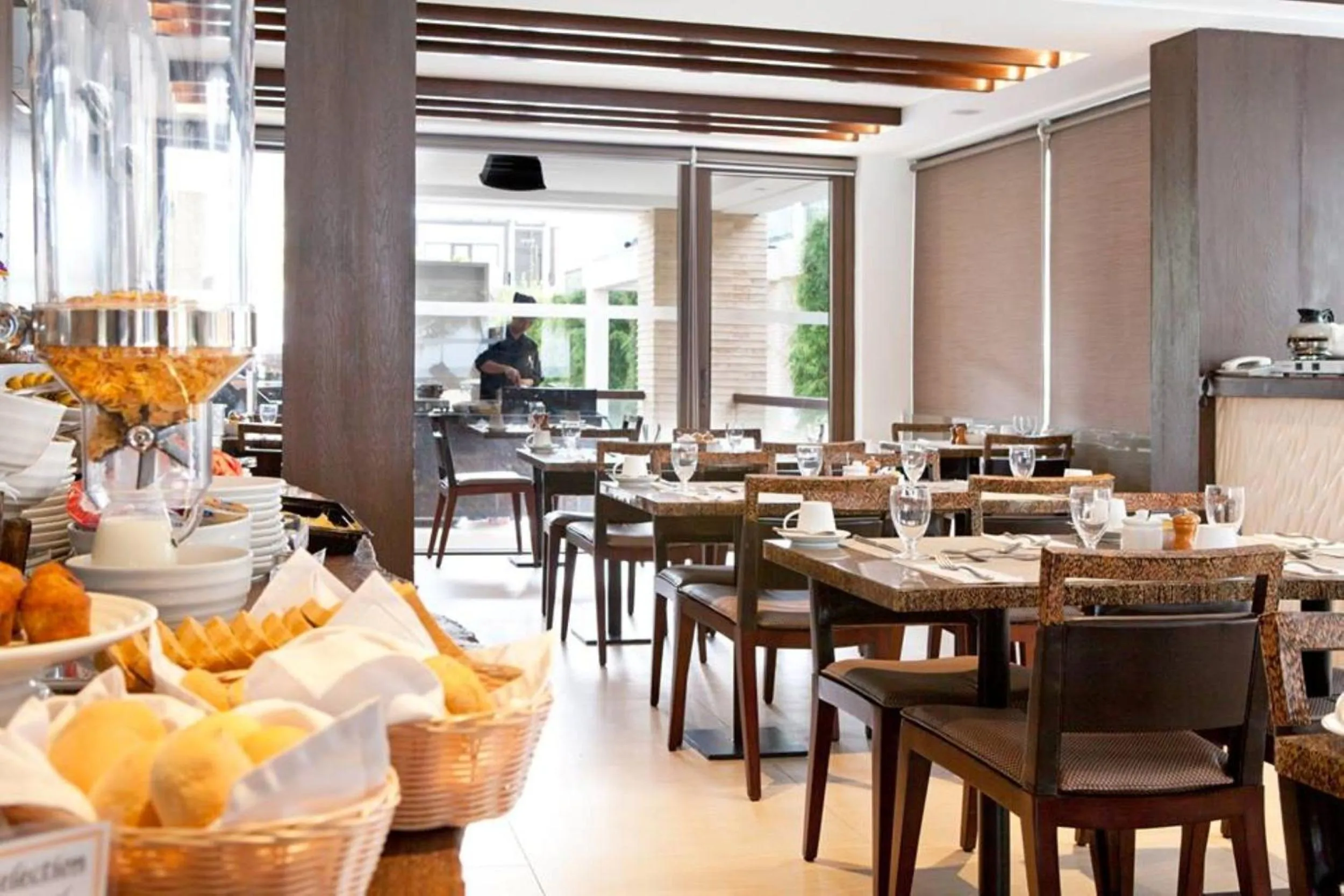 Restaurant/places to eat in The District Boracay