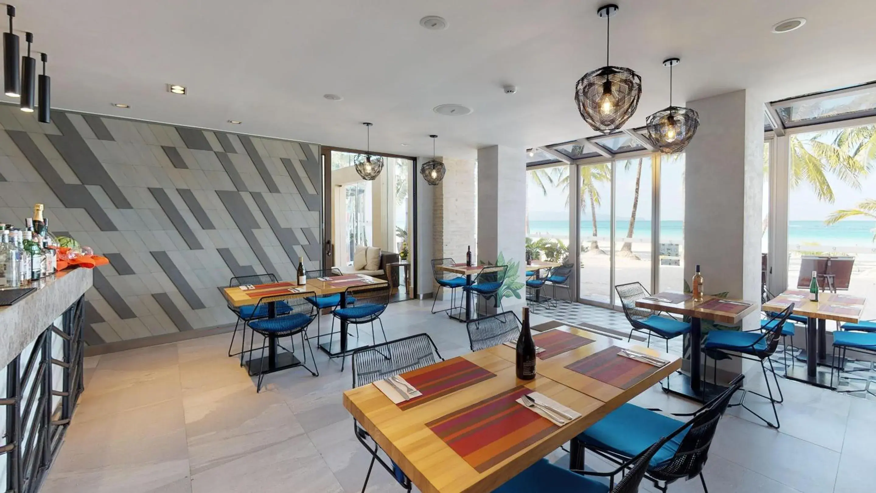 Restaurant/places to eat in The District Boracay Restaurant/places to eat in The District Boracay