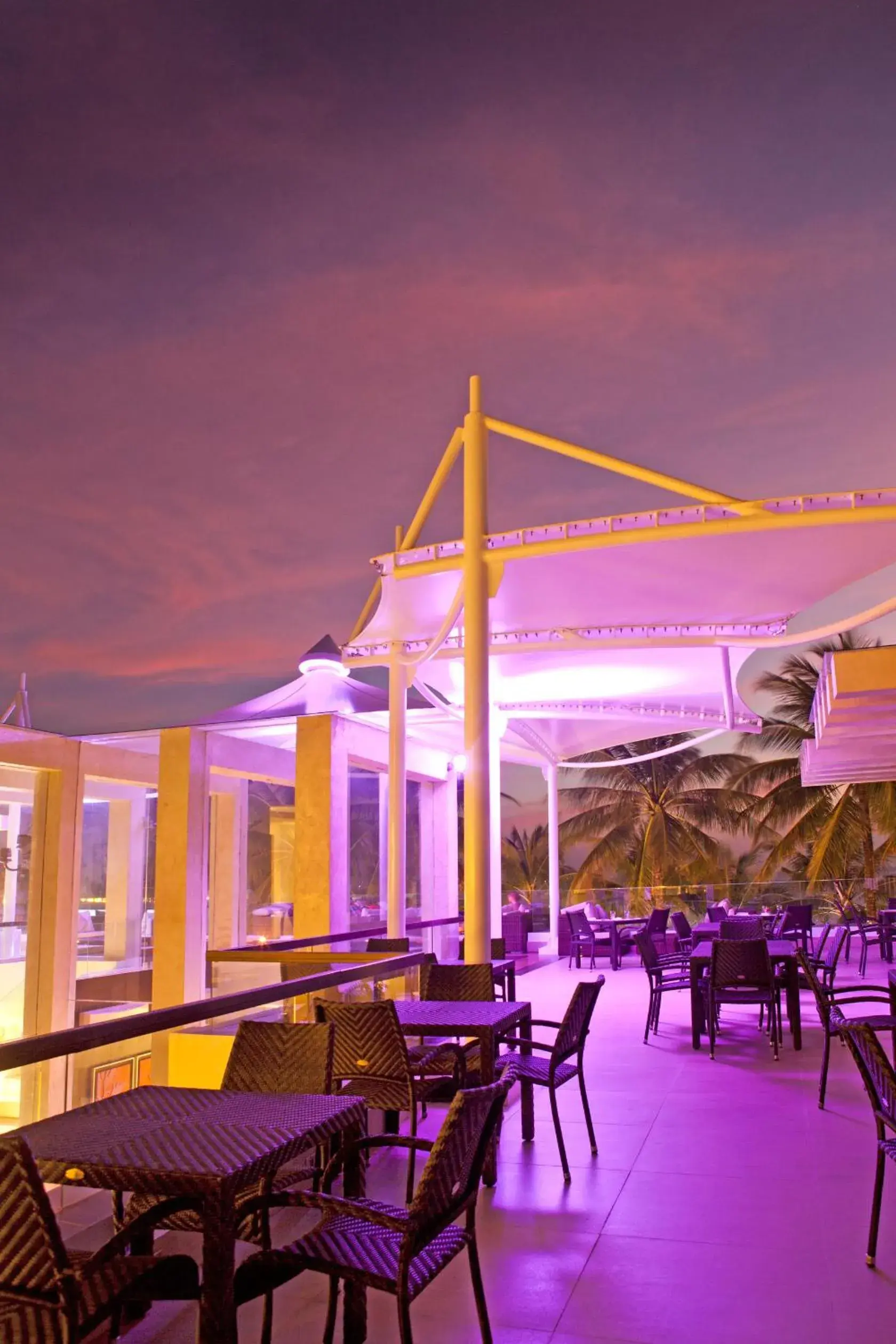 Restaurant/places to eat in The District Boracay Restaurant/places to eat in The District Boracay